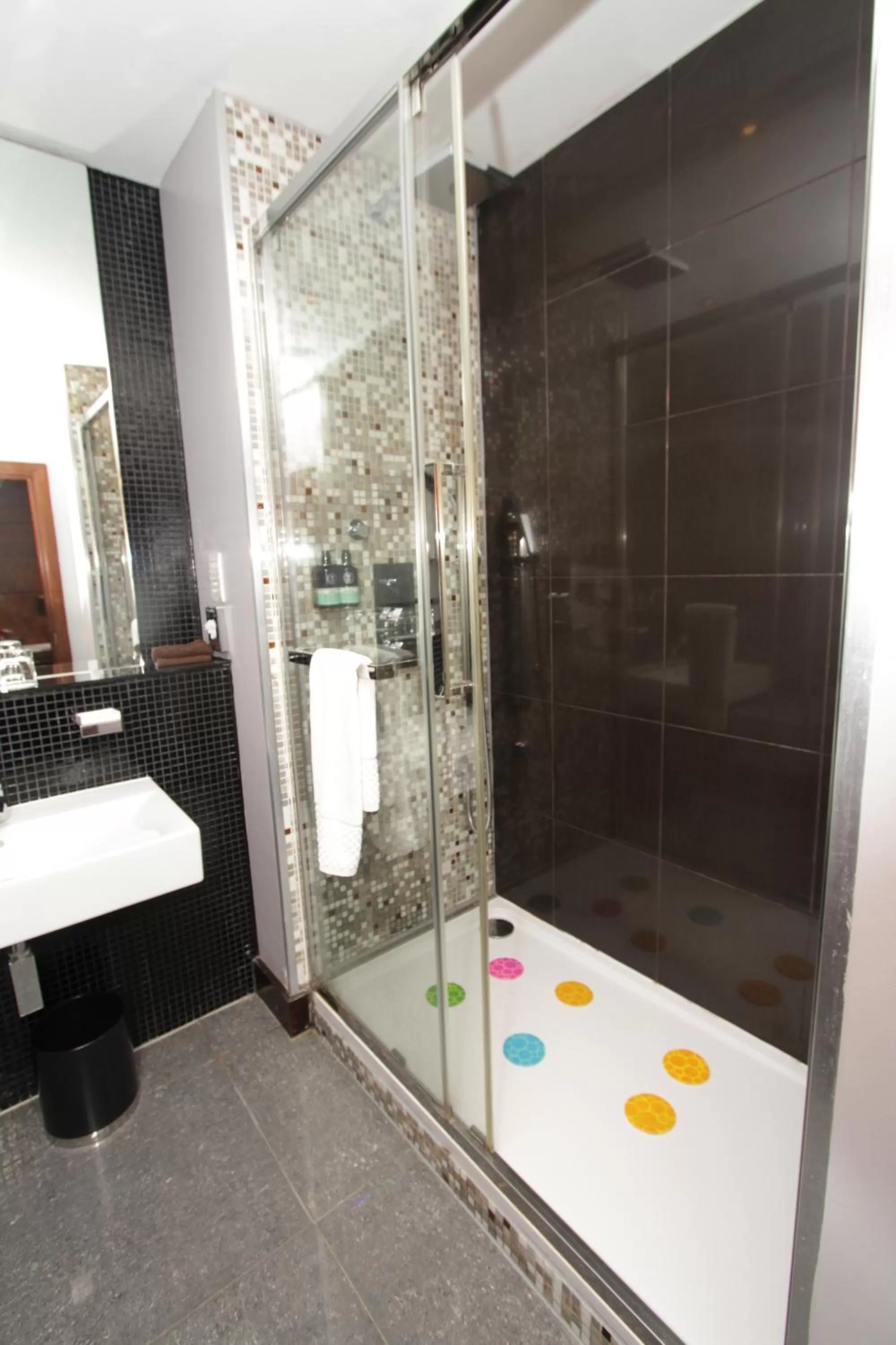 Bathroom in Rafayel Hotel & Spa