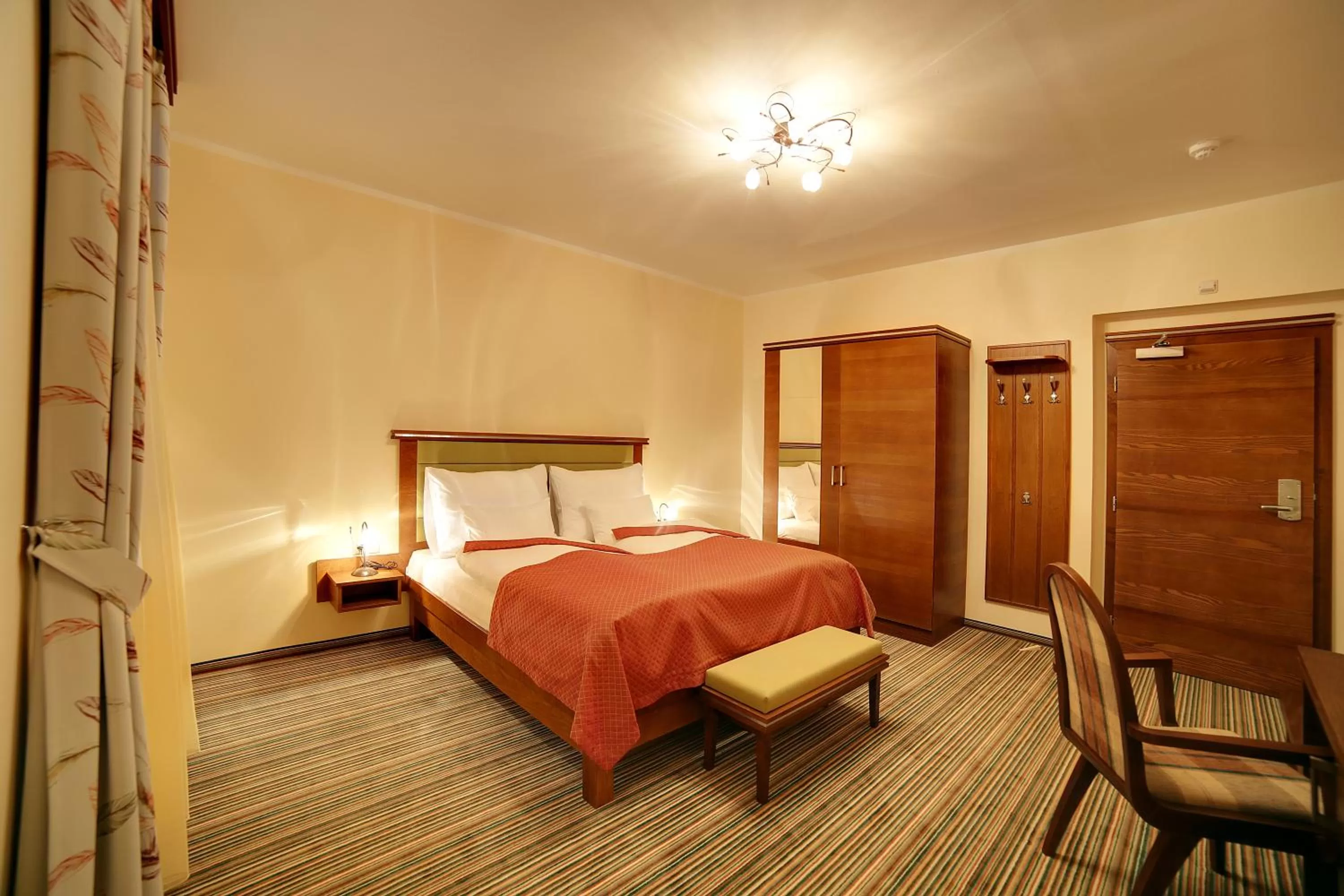 Photo of the whole room, Bed in Parkhotel Forest