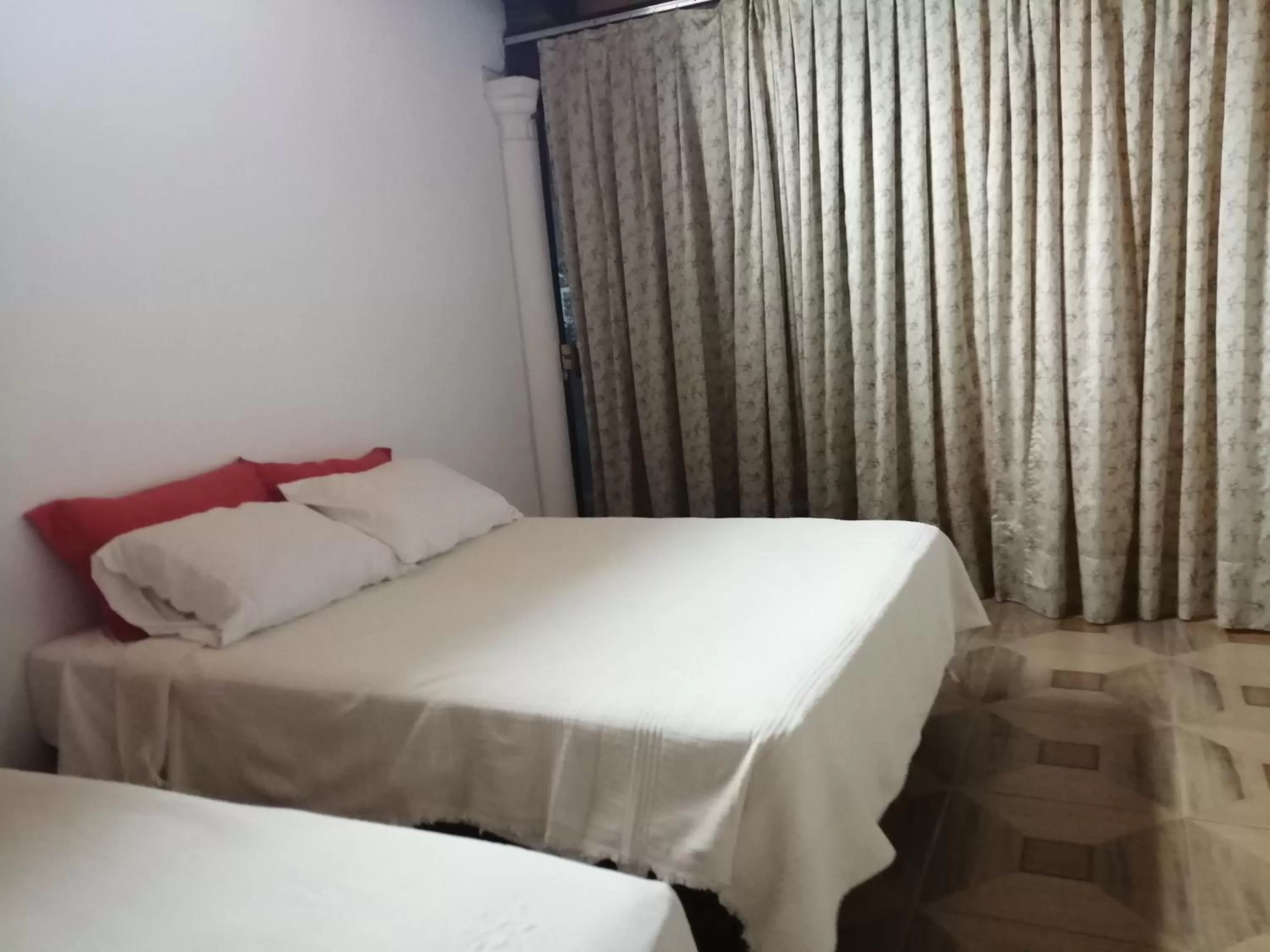 Photo of the whole room, Bed in Granados B&B