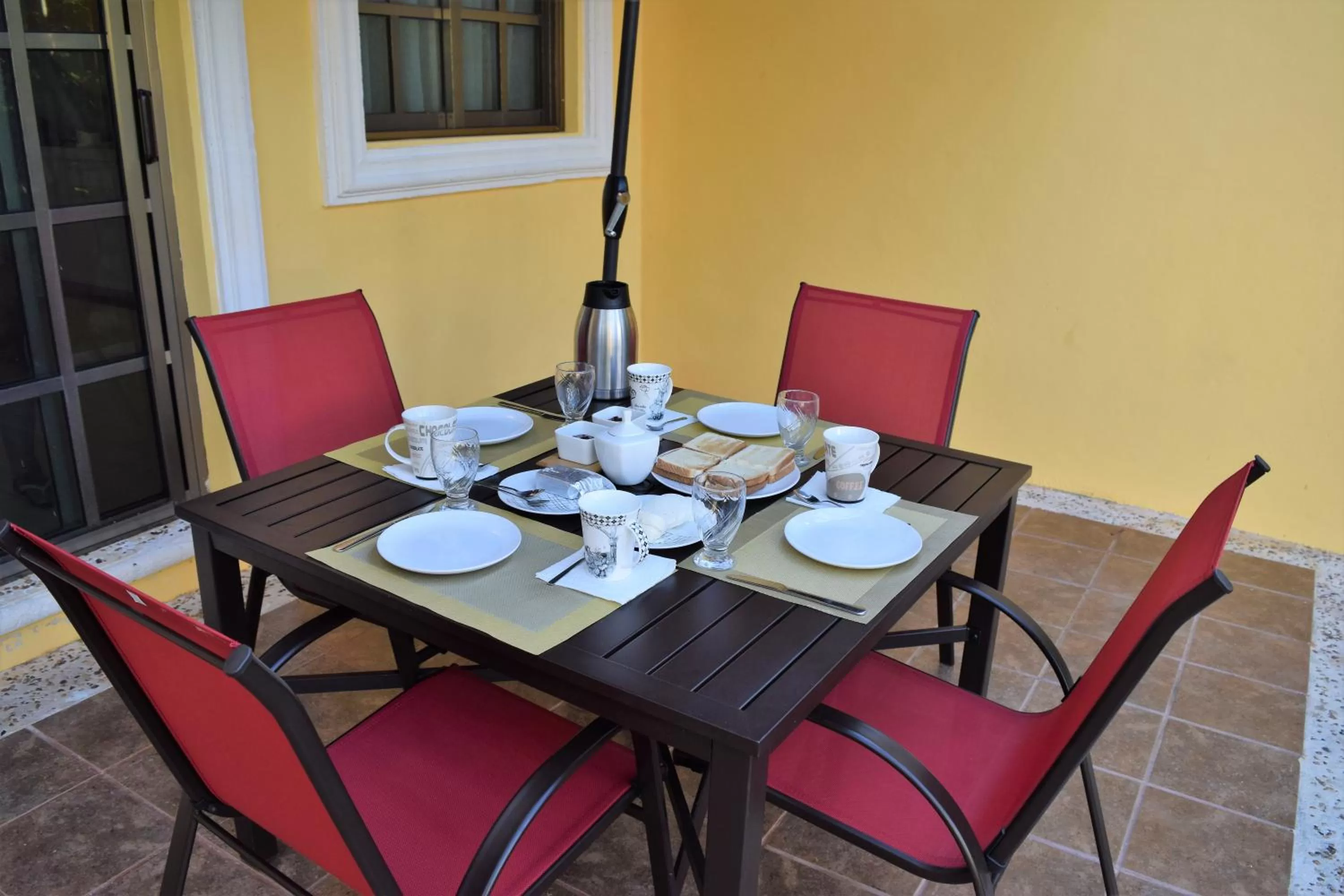 Restaurant/places to eat in Cancun-Soho