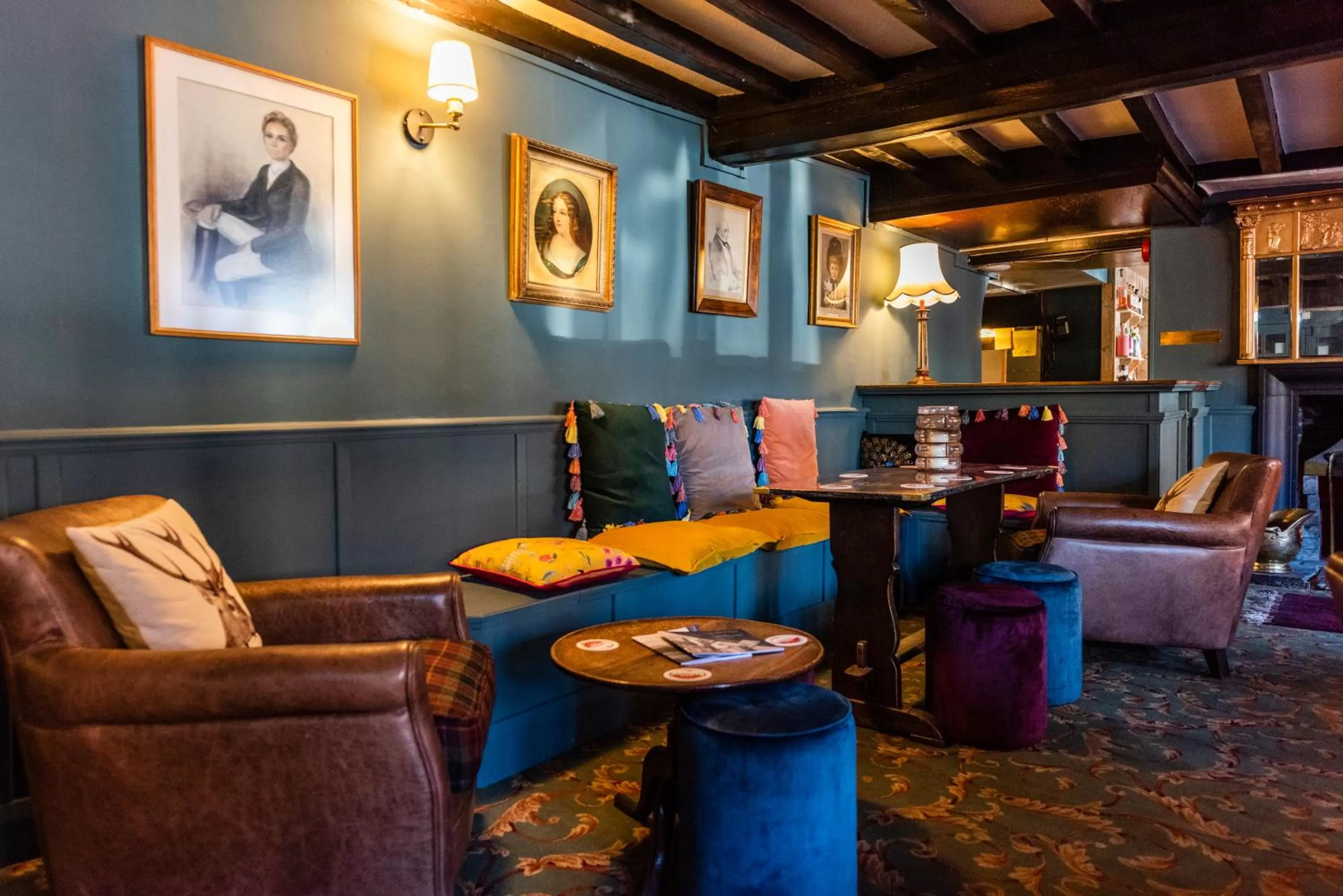 Lounge/Bar in The Whipper-In Hotel