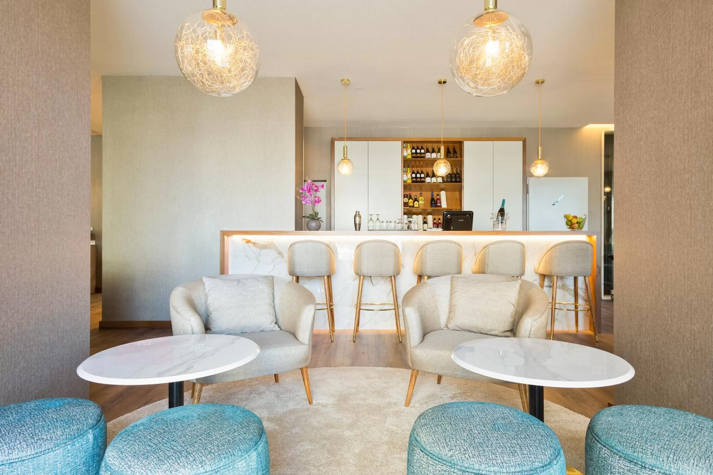 Living room in Acta The Avenue