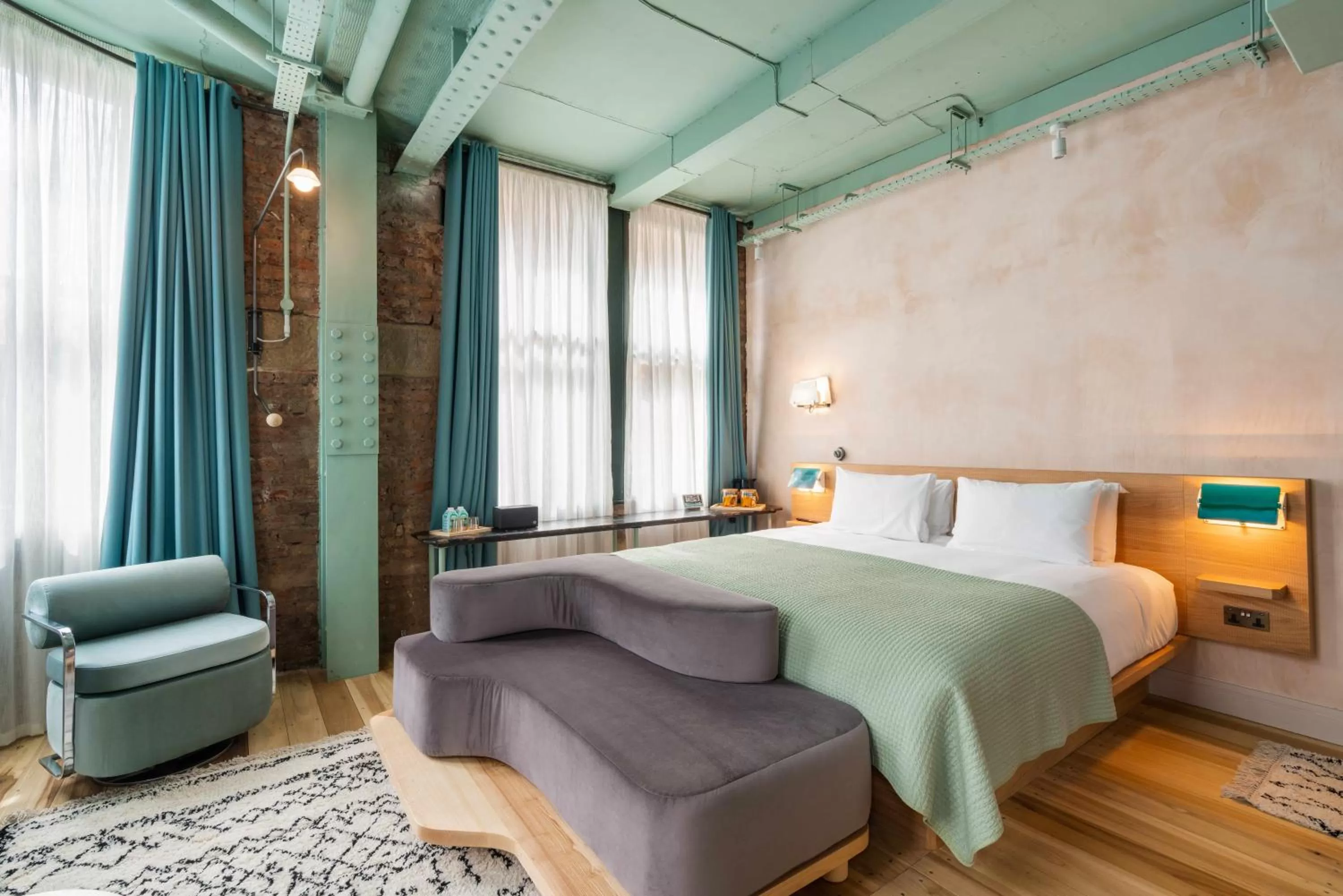 Bedroom, Bed in The Alan