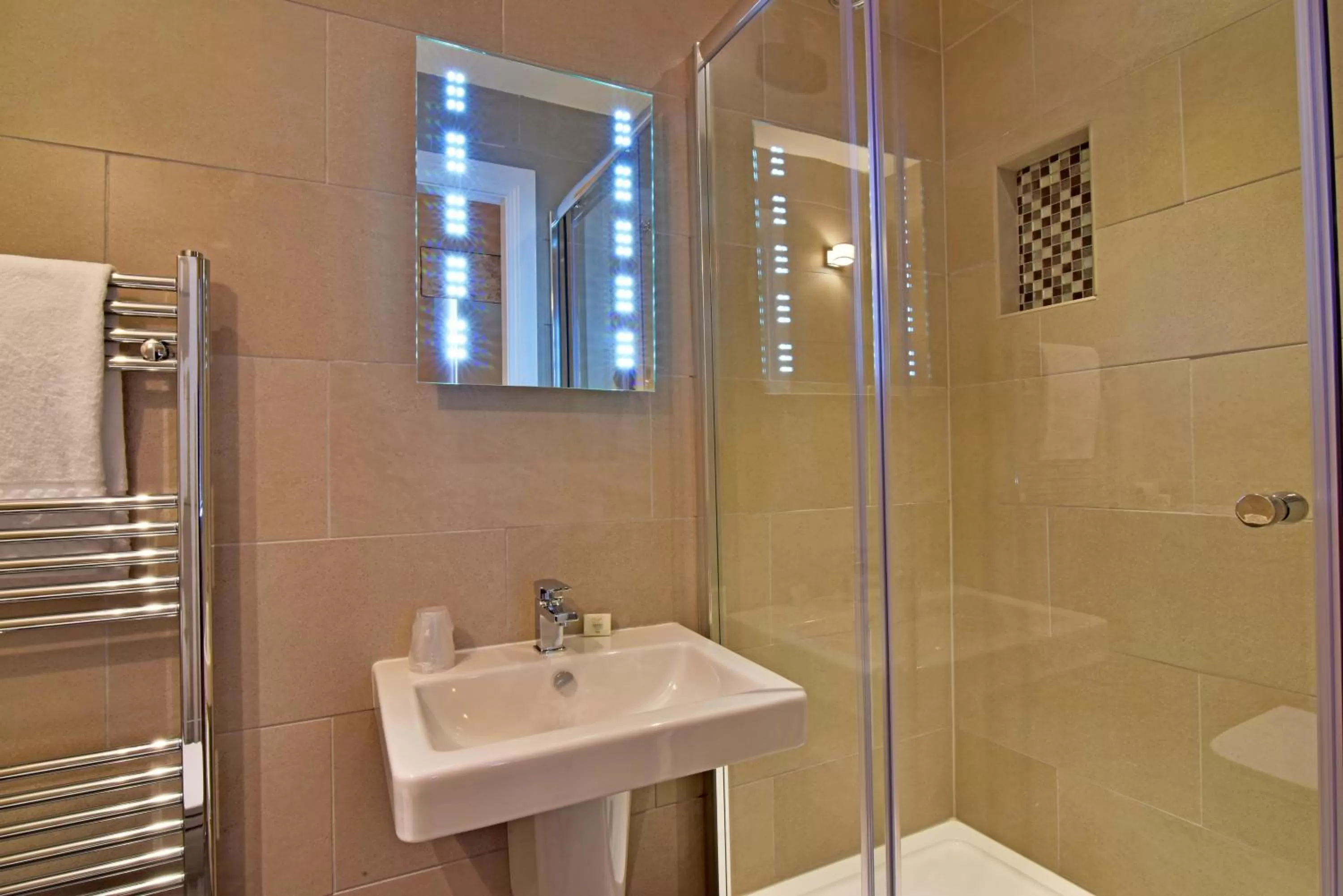 Shower in The Townhouse Aberfeldy - Rooms & Breakfast