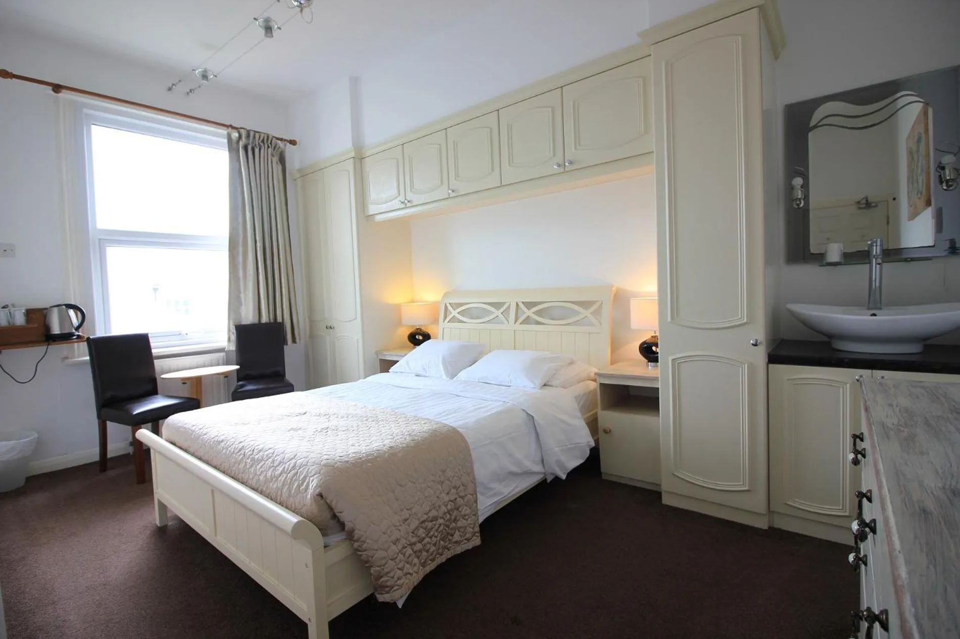 Bedroom in Seafield House