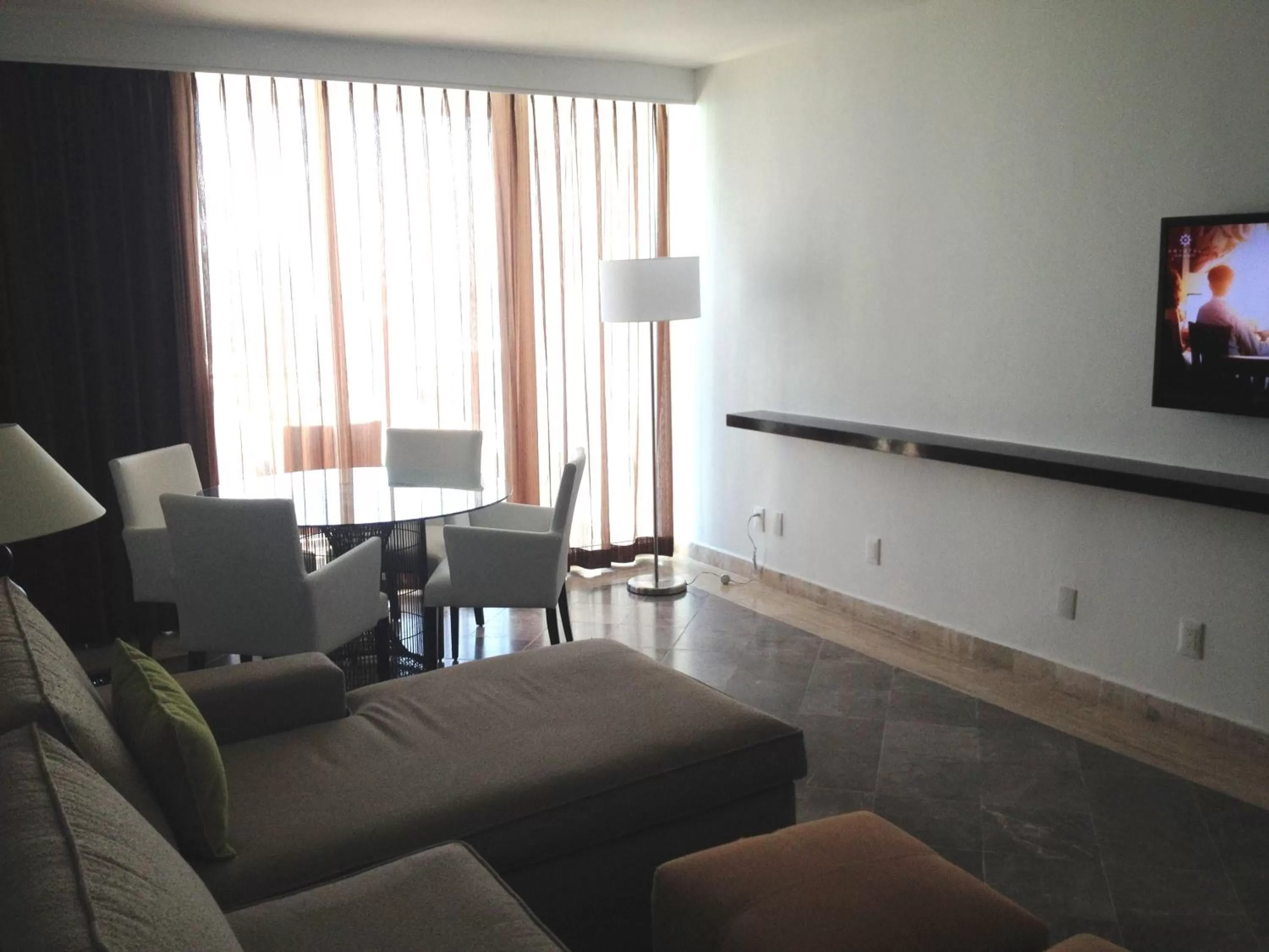 Living room in Krystal Grand Cancun All Inclusive
