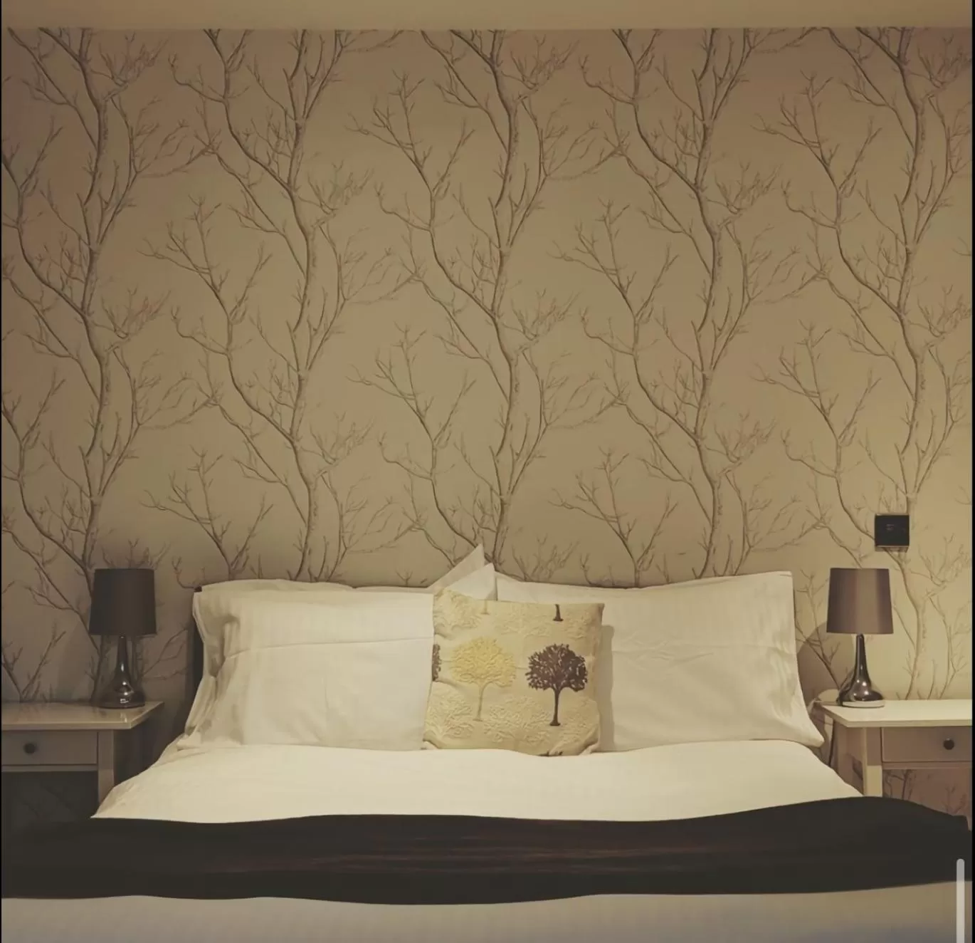 Superior Double Room in Ormonde House Hotel