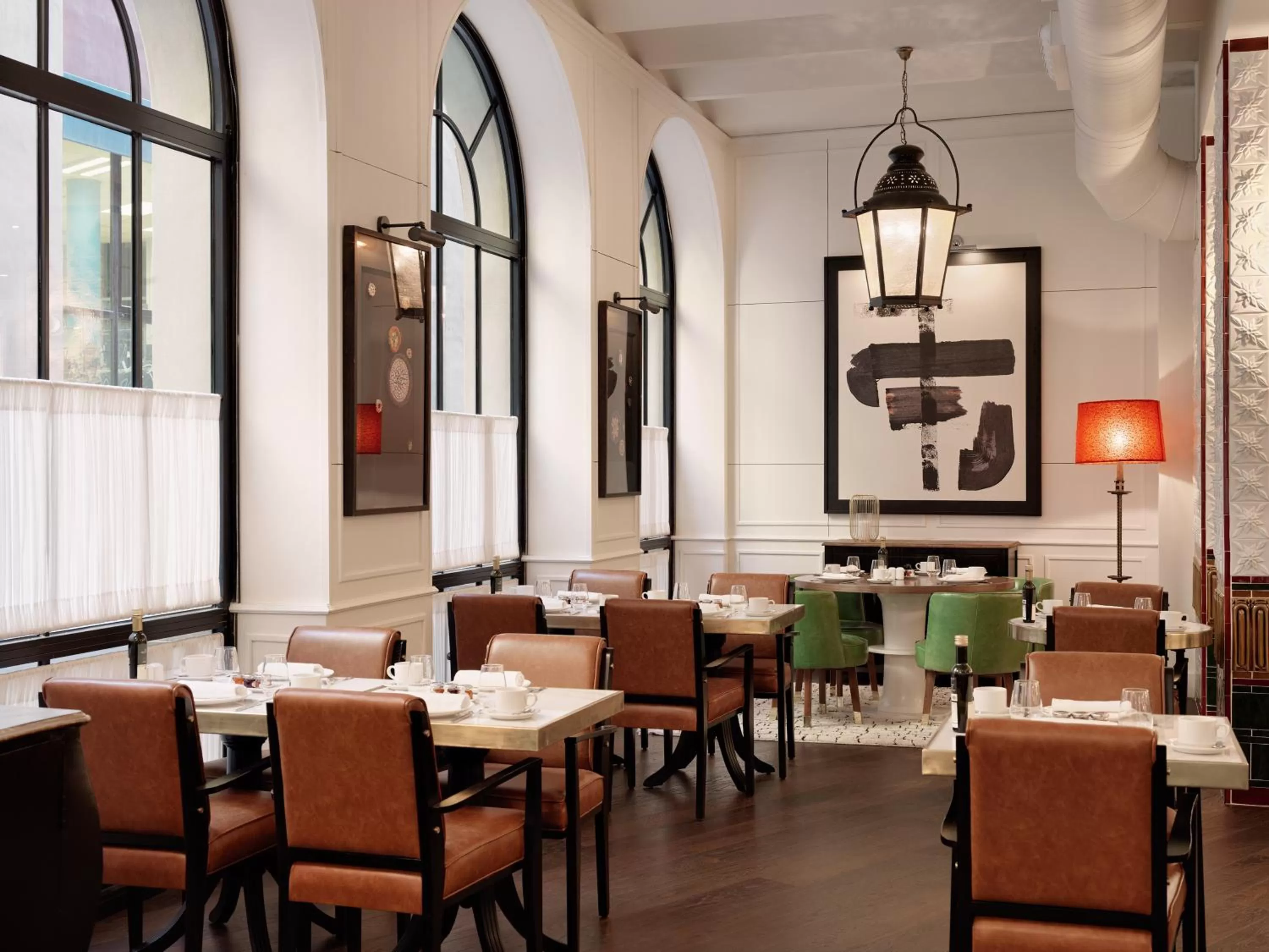 Restaurant/places to eat in H10 Madison 4* Sup