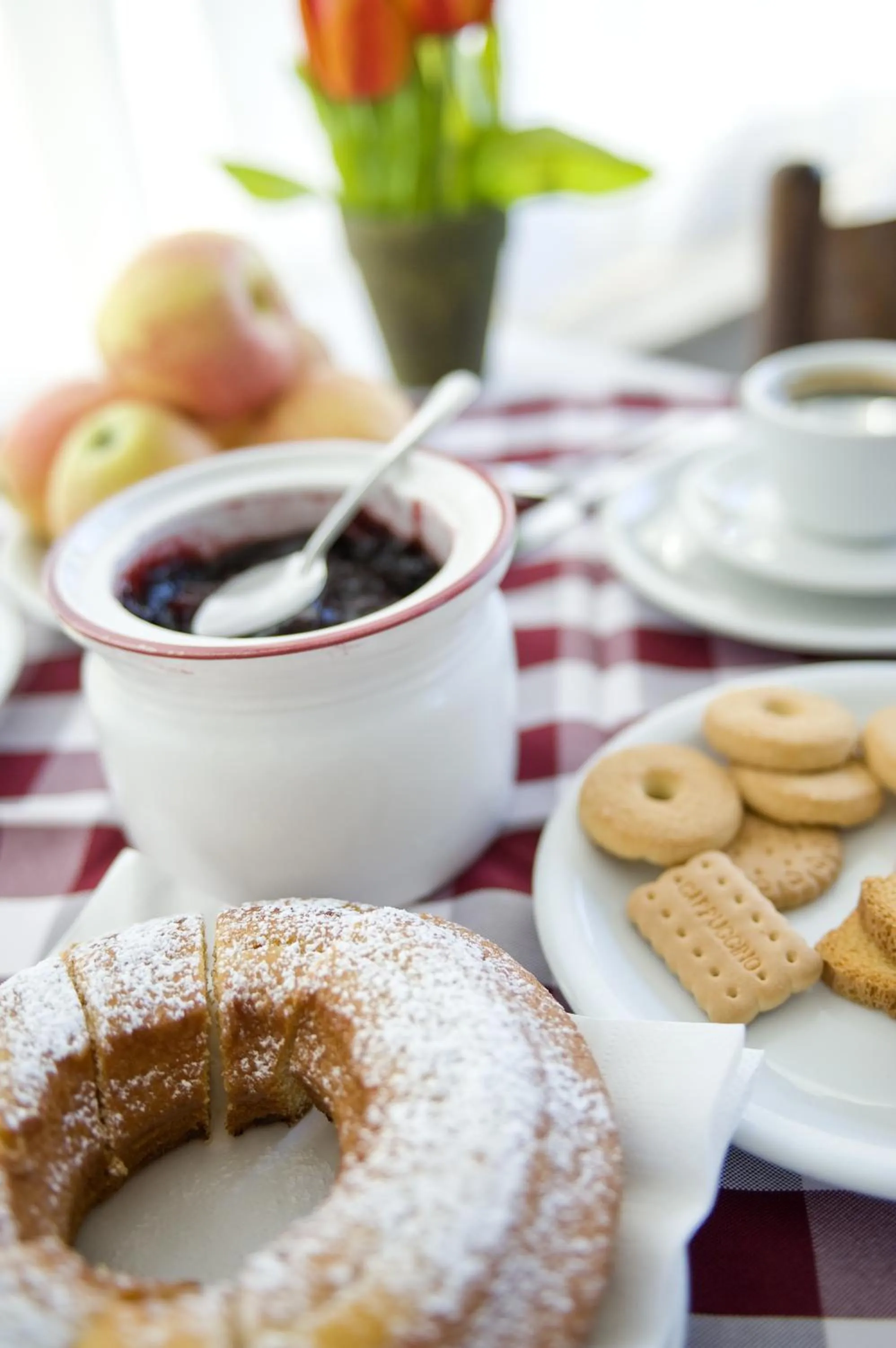 Restaurant/places to eat in Hotel LaMorosa