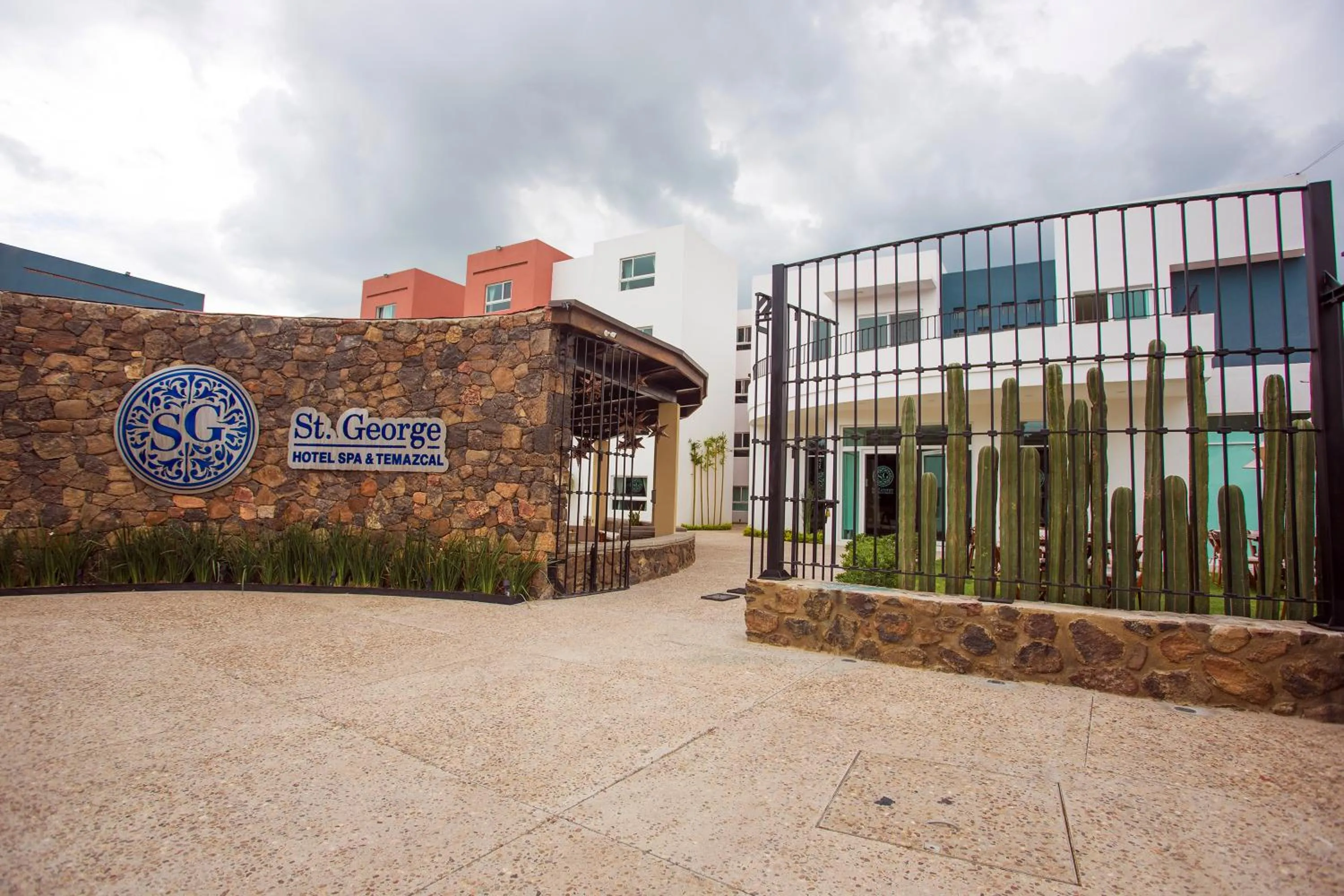 Property building in Saint George Hotel - Spa & Temazcal