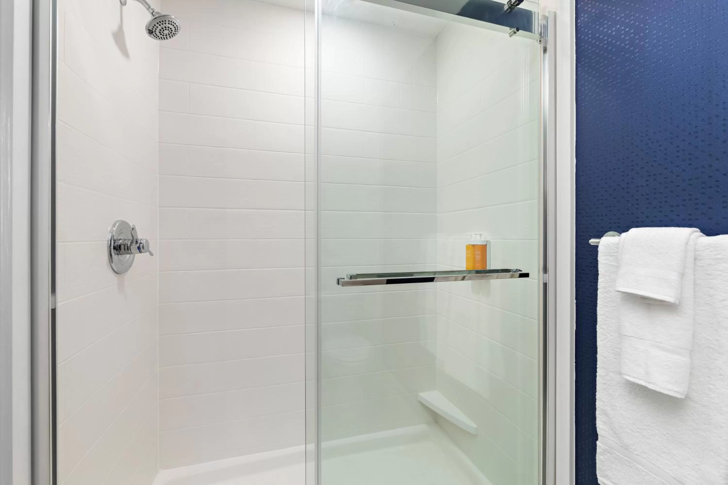 Shower in Holiday Inn Express Kansas City North Parkville by IHG