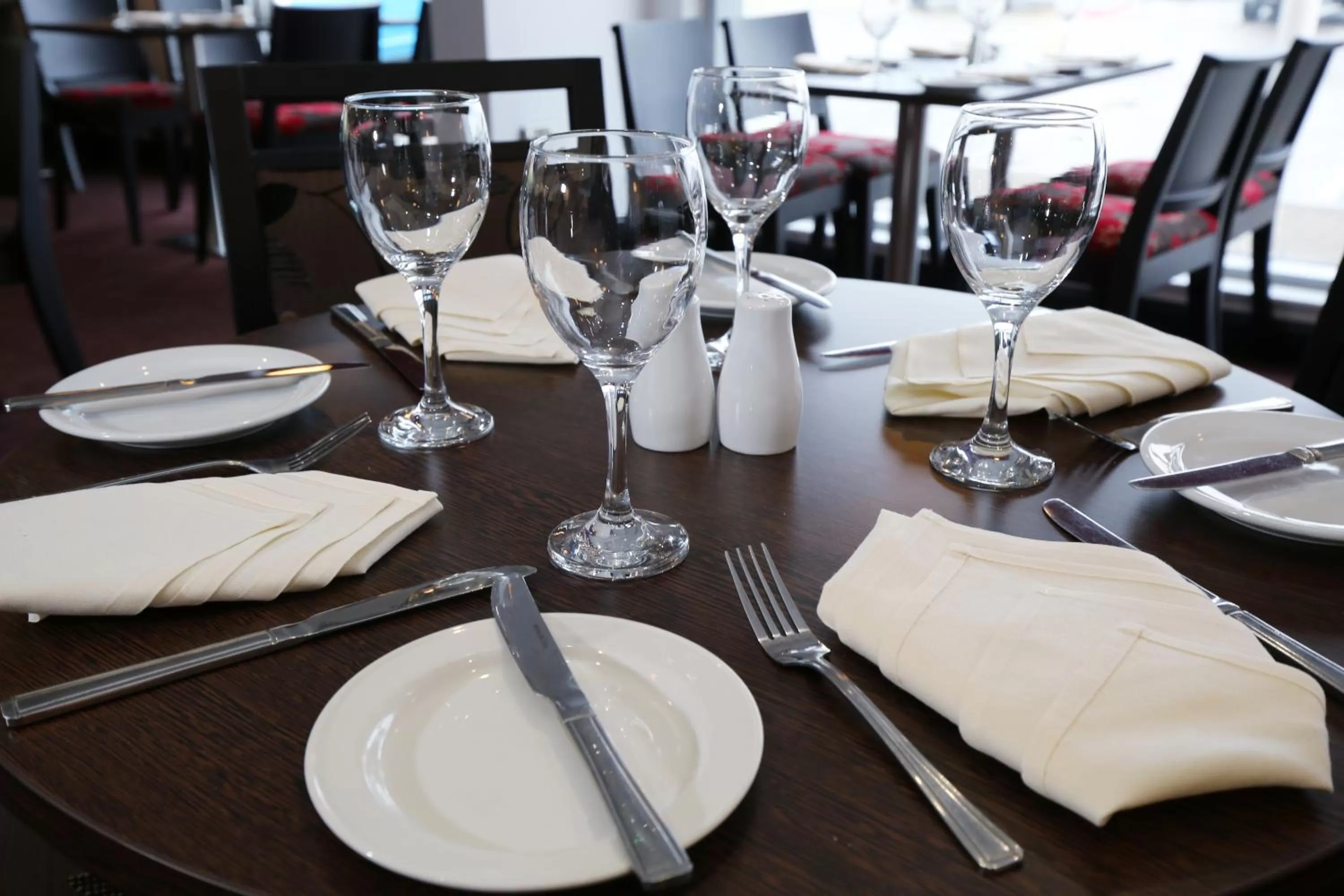 Restaurant/places to eat in Ramada Wakefield