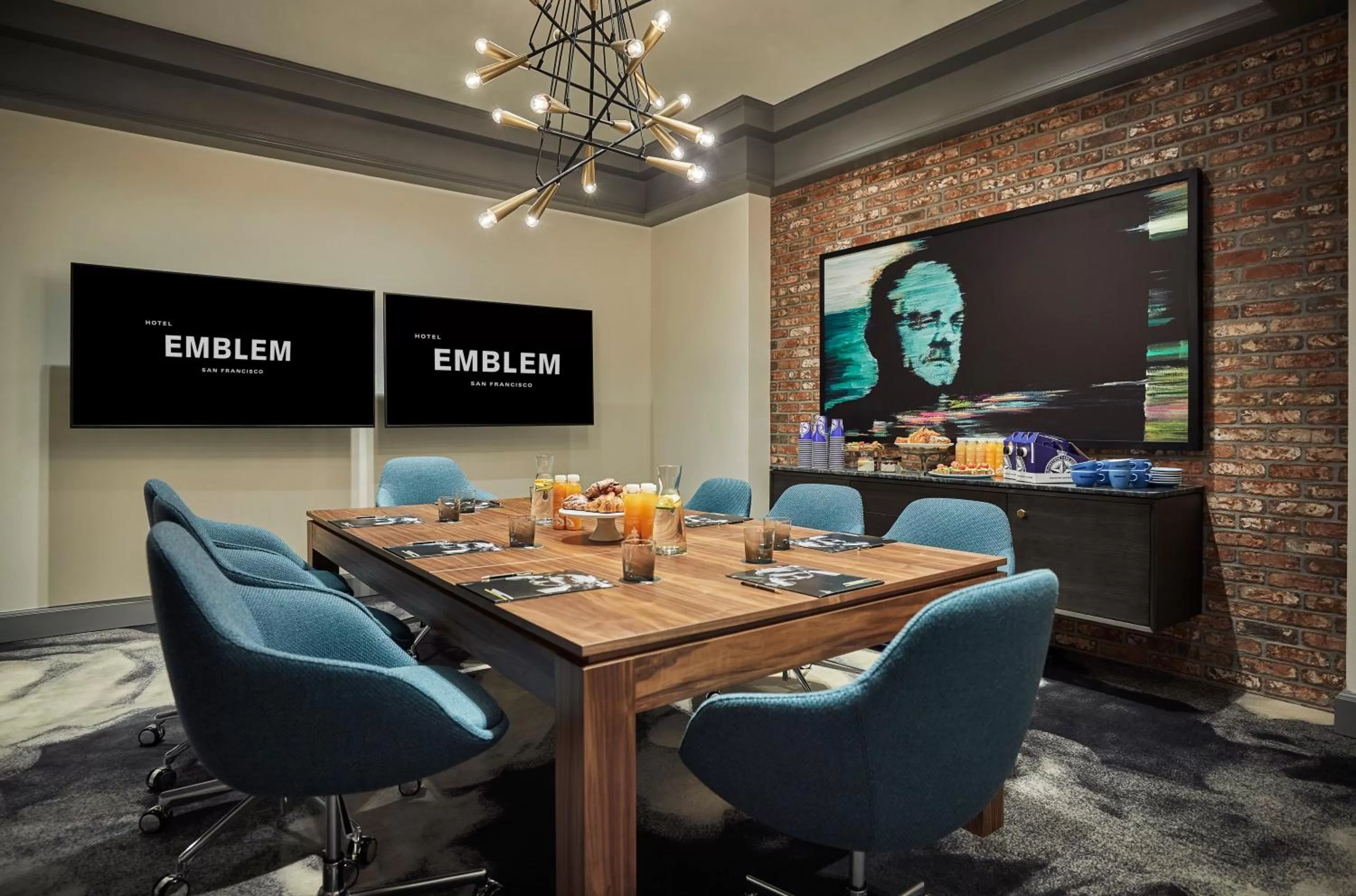 Meeting/conference room in Hotel Emblem San Francisco