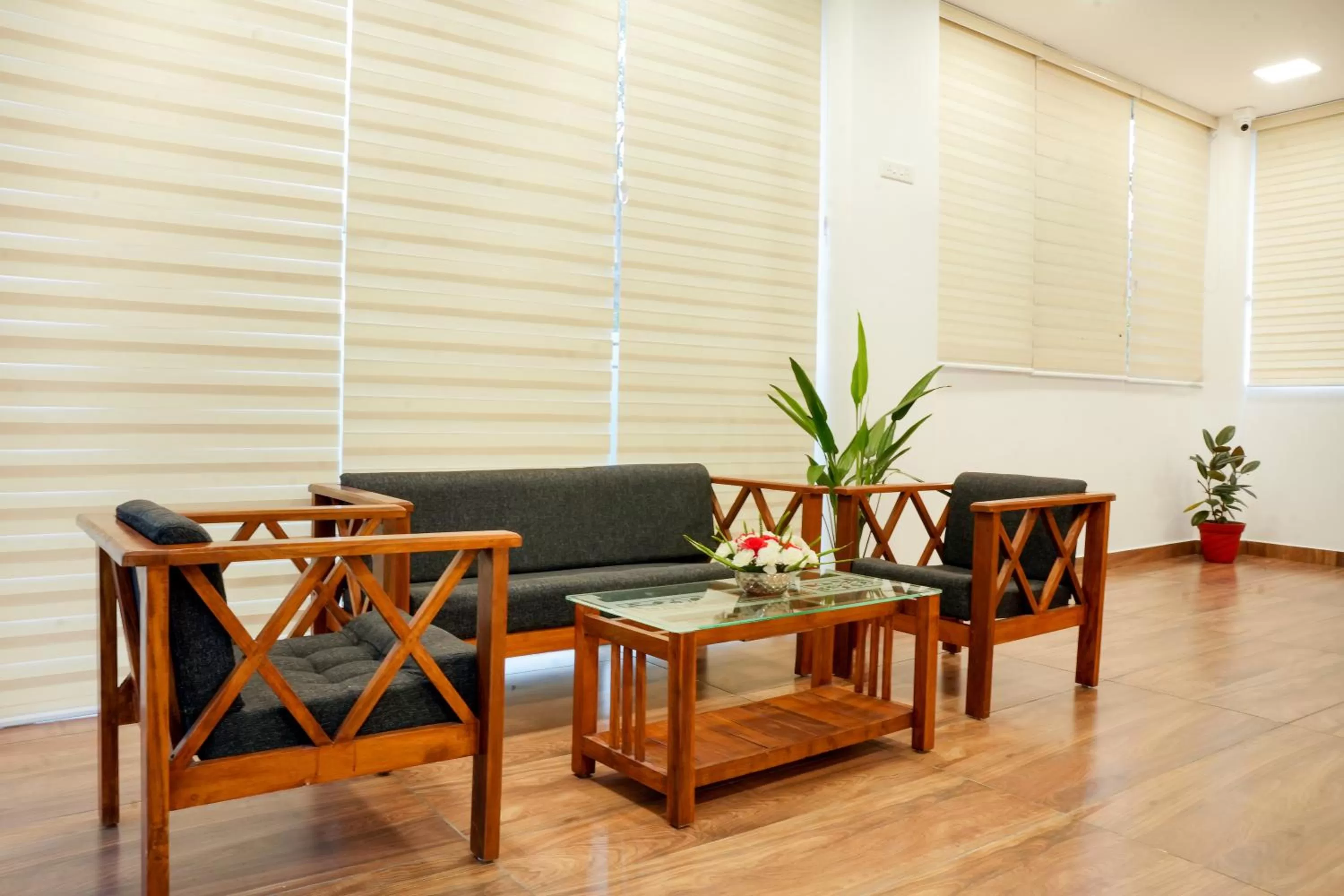 Lobby or reception in Misty Range Resorts