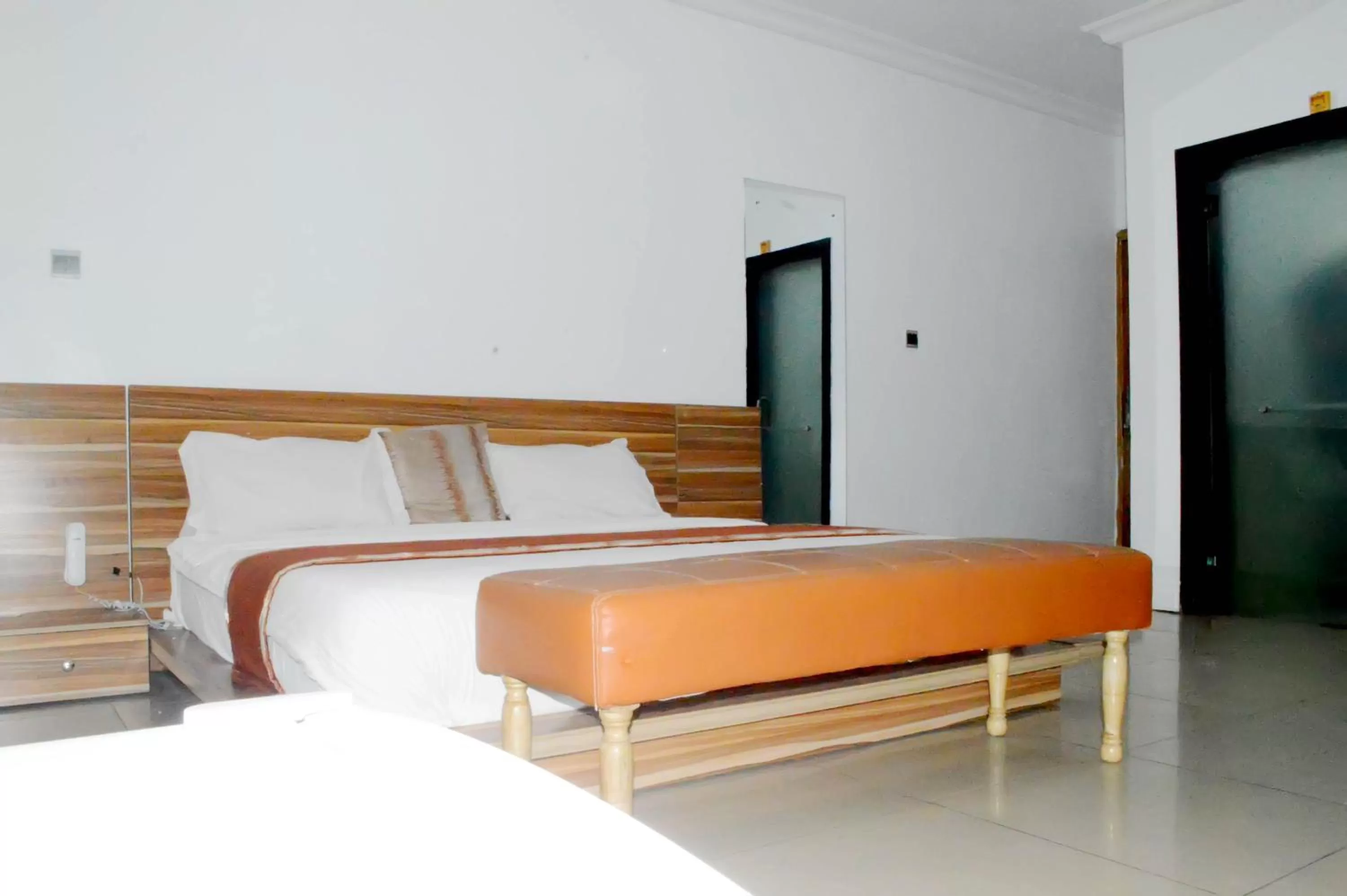 Bed in HIS Dulce Apartments