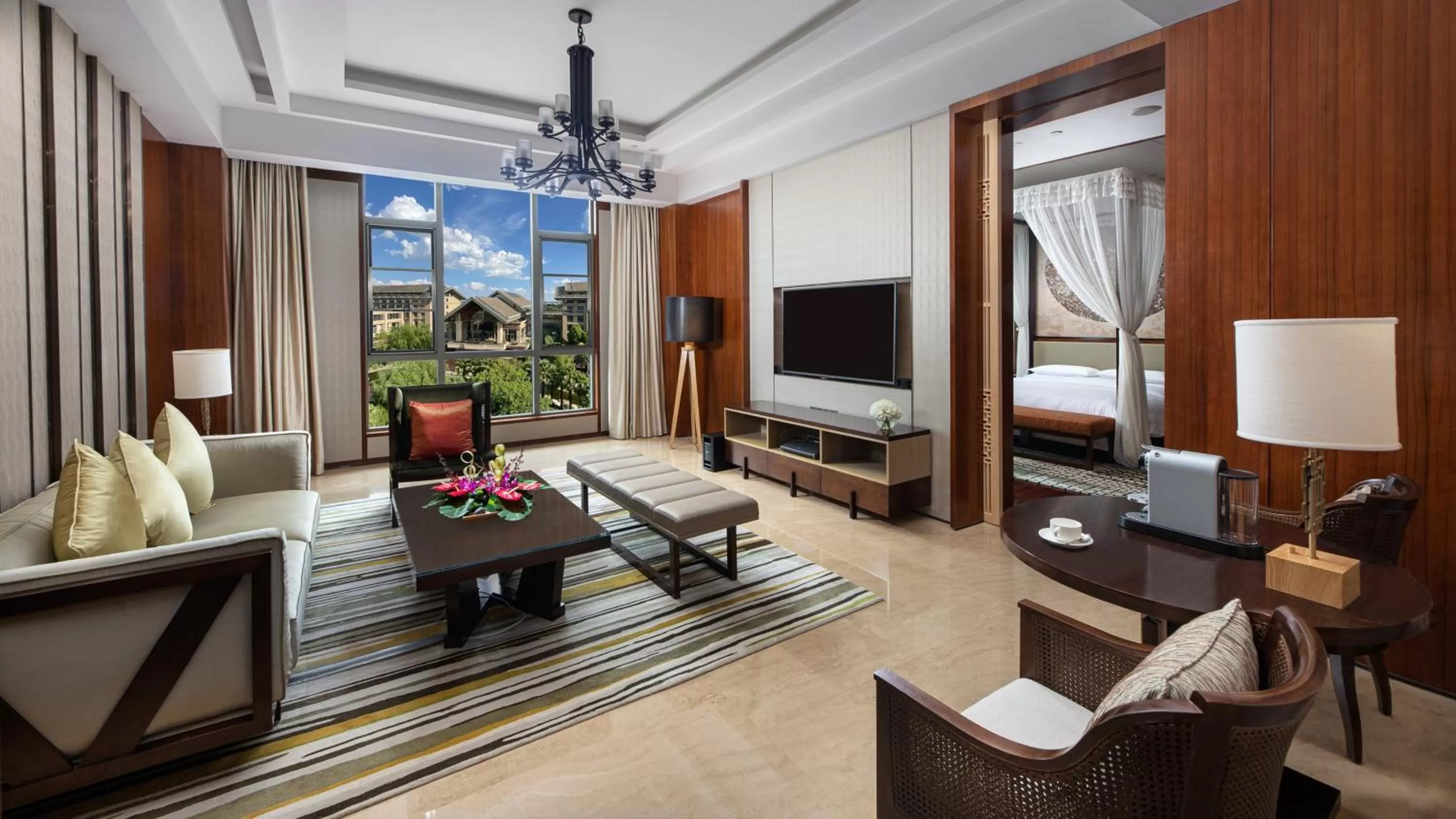 Bedroom in InterContinental Kunming by IHG