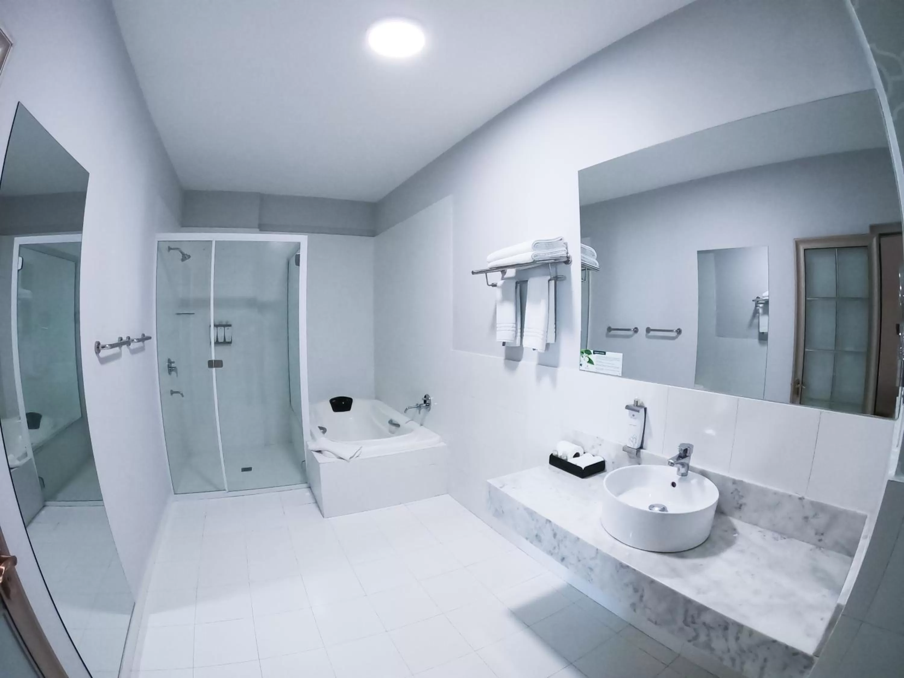 Bathroom in Bisinii Boutique Hotel