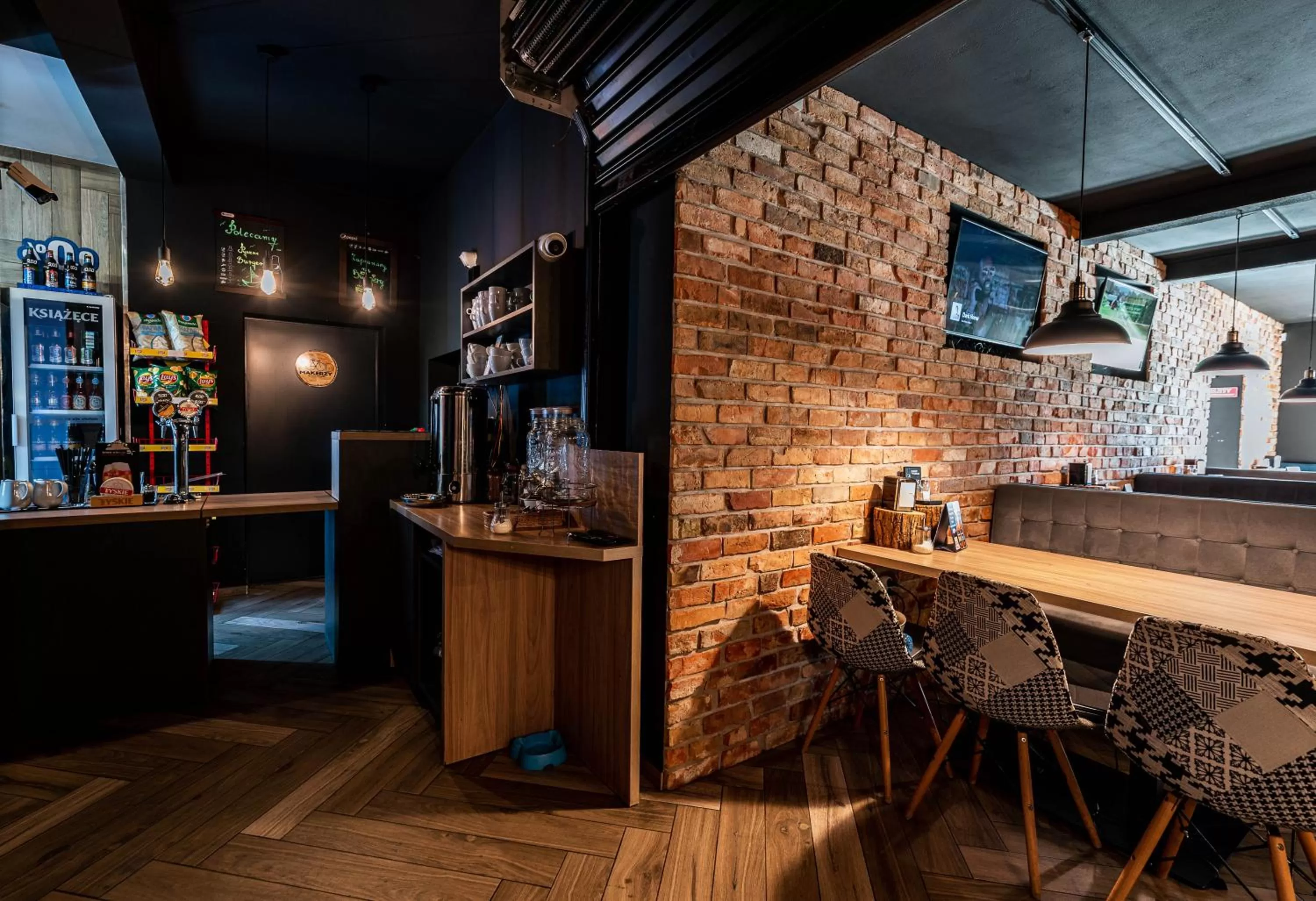 Restaurant/places to eat in Willa ŻeglarSki