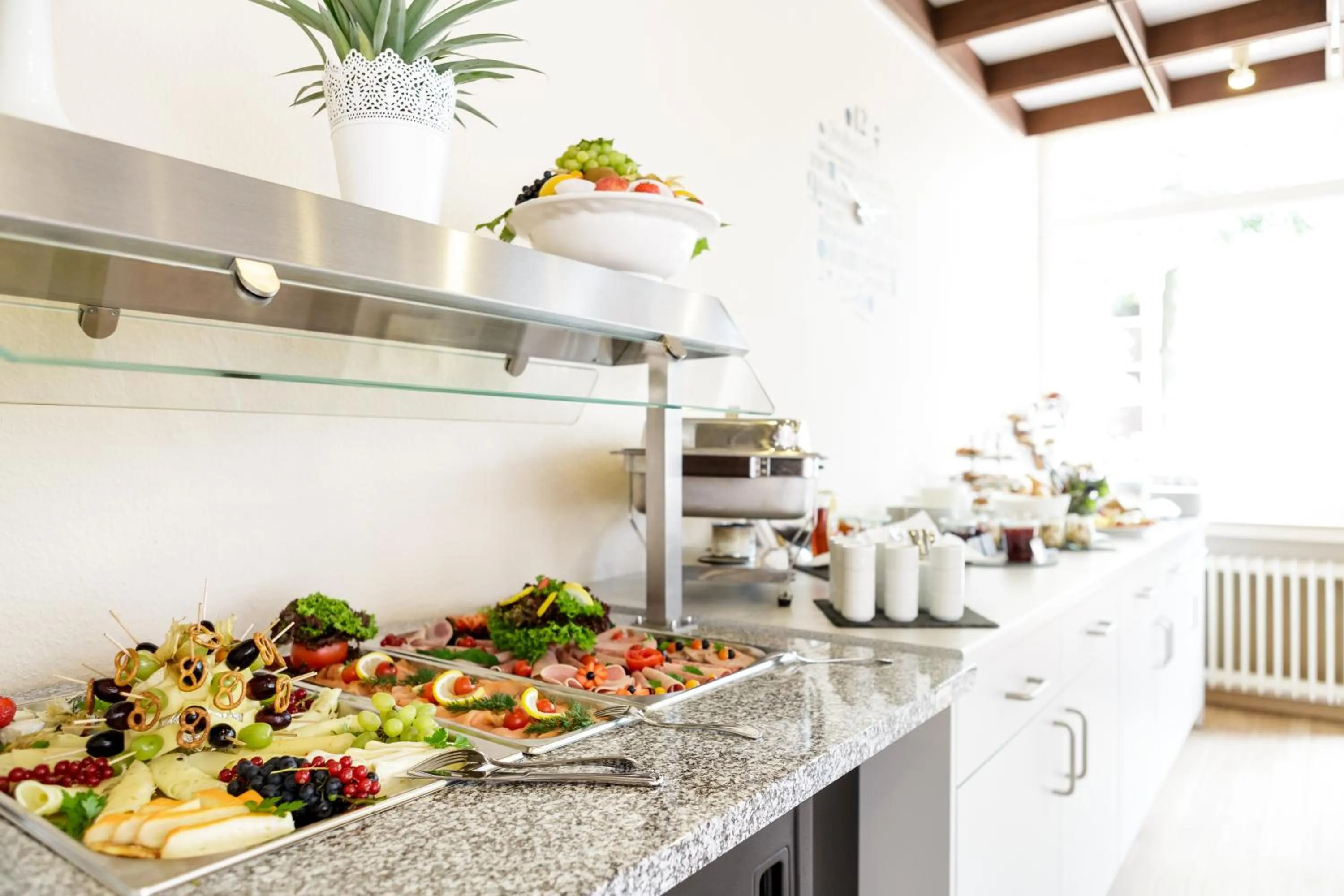 Buffet breakfast in MesseHotel Köln-Deutz