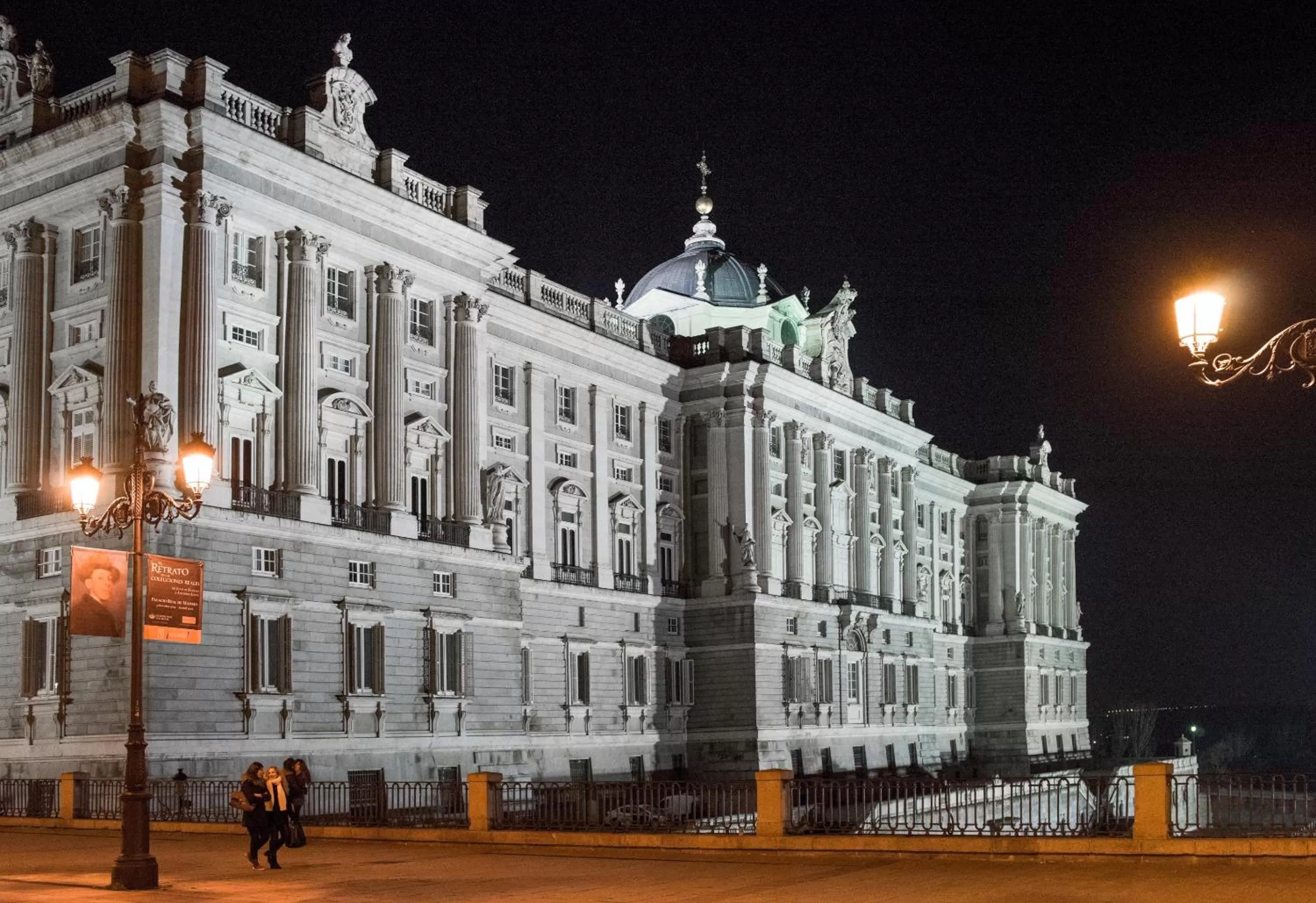 Nearby landmark in Francisco I Boutique