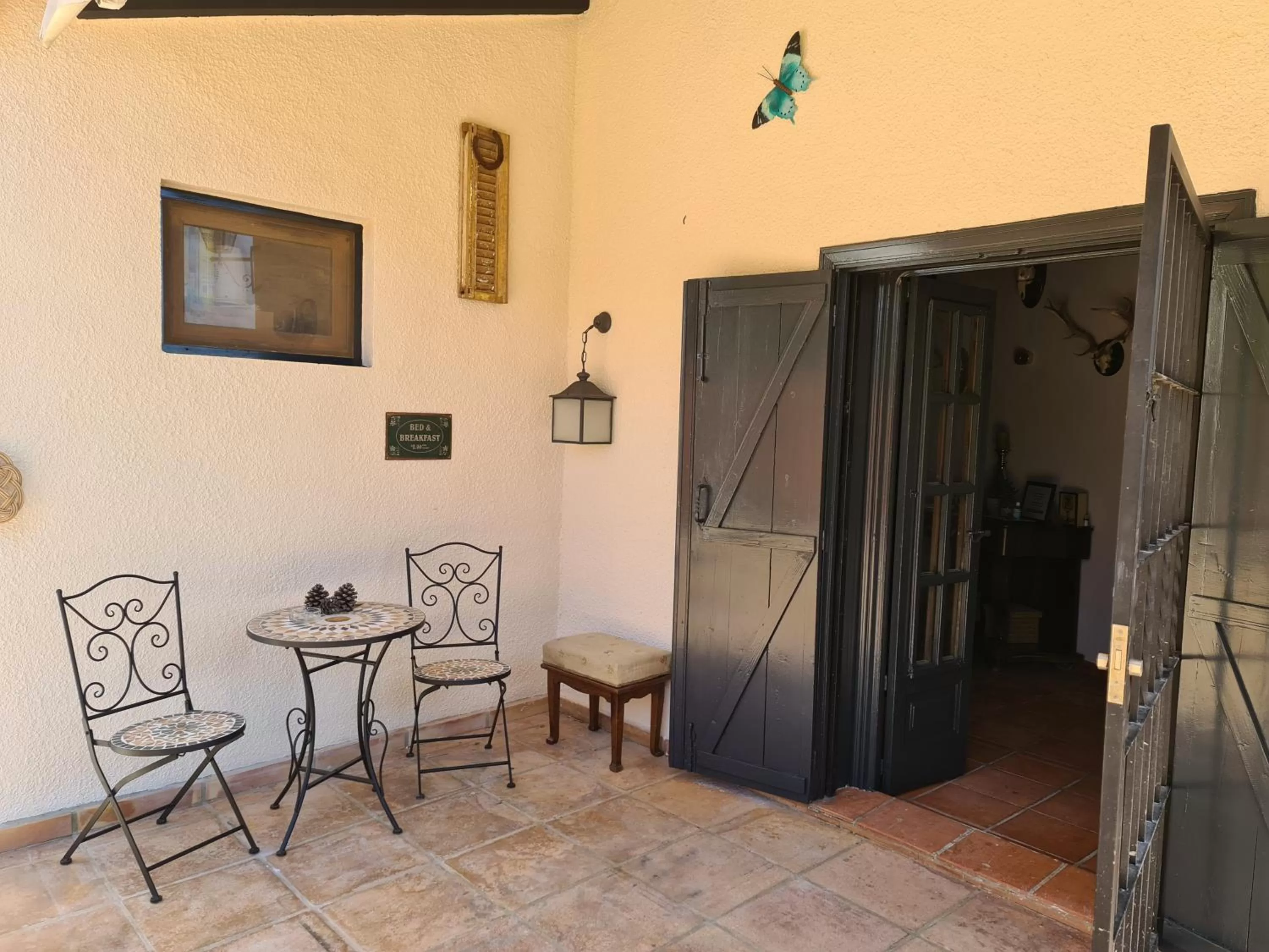 Facade/entrance in Finca la Yuca