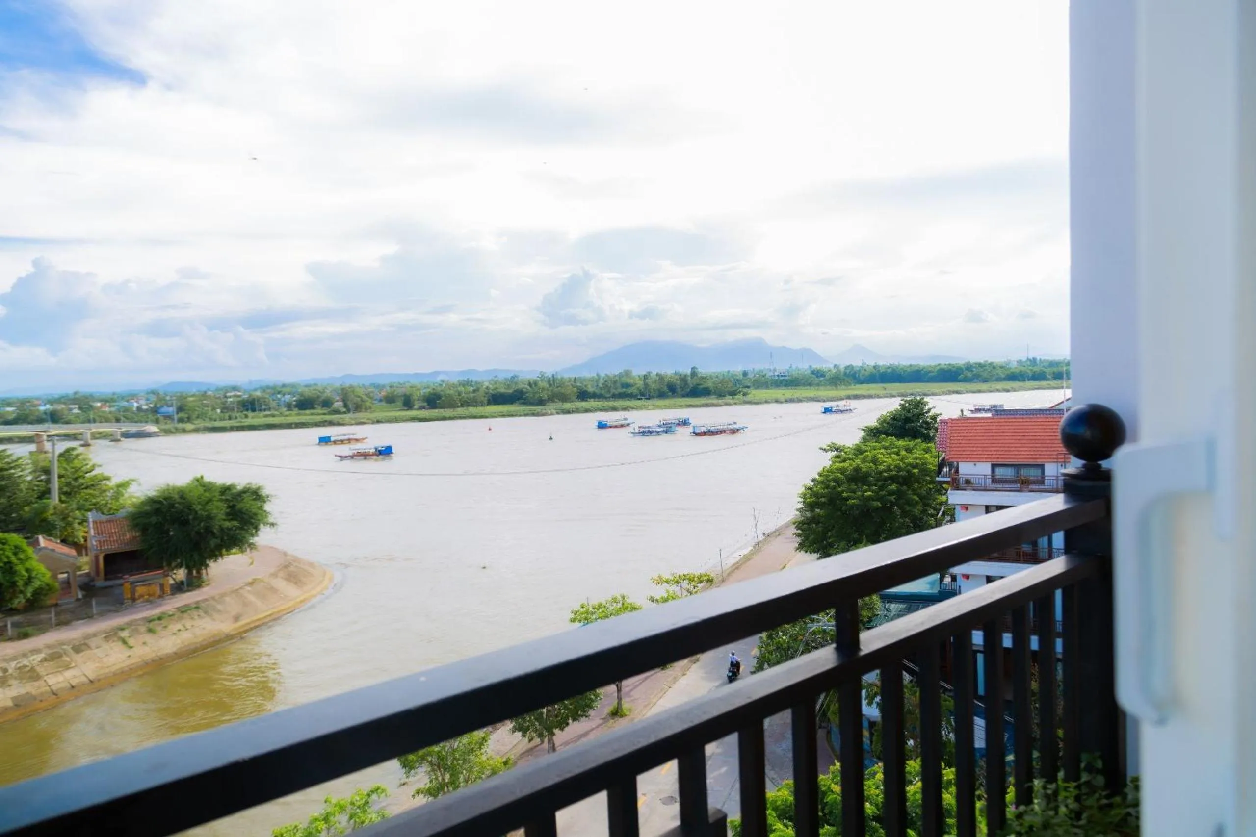 Balcony/Terrace in Royal Riverside Hoi An Hotel & Spa