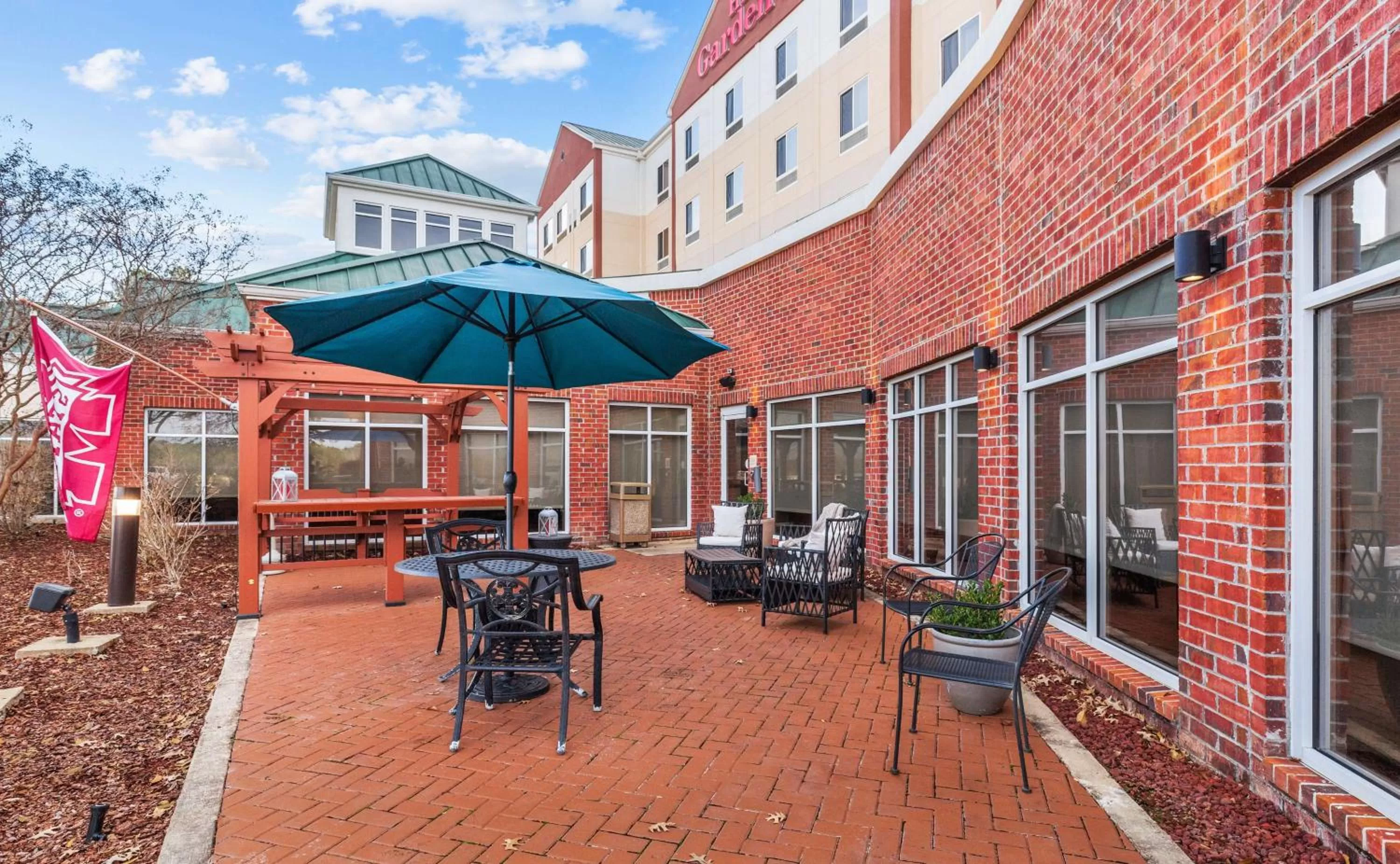 Patio in Hilton Garden Inn Starkville