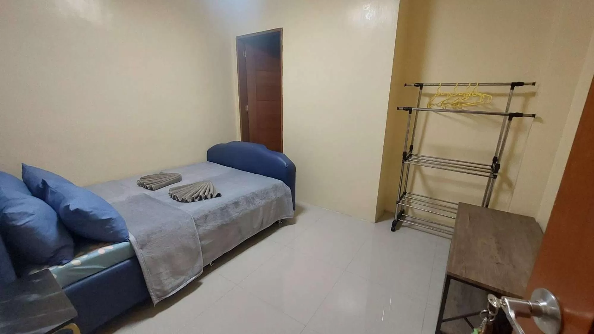 Bed in Aussie Inn Baguio City Direct