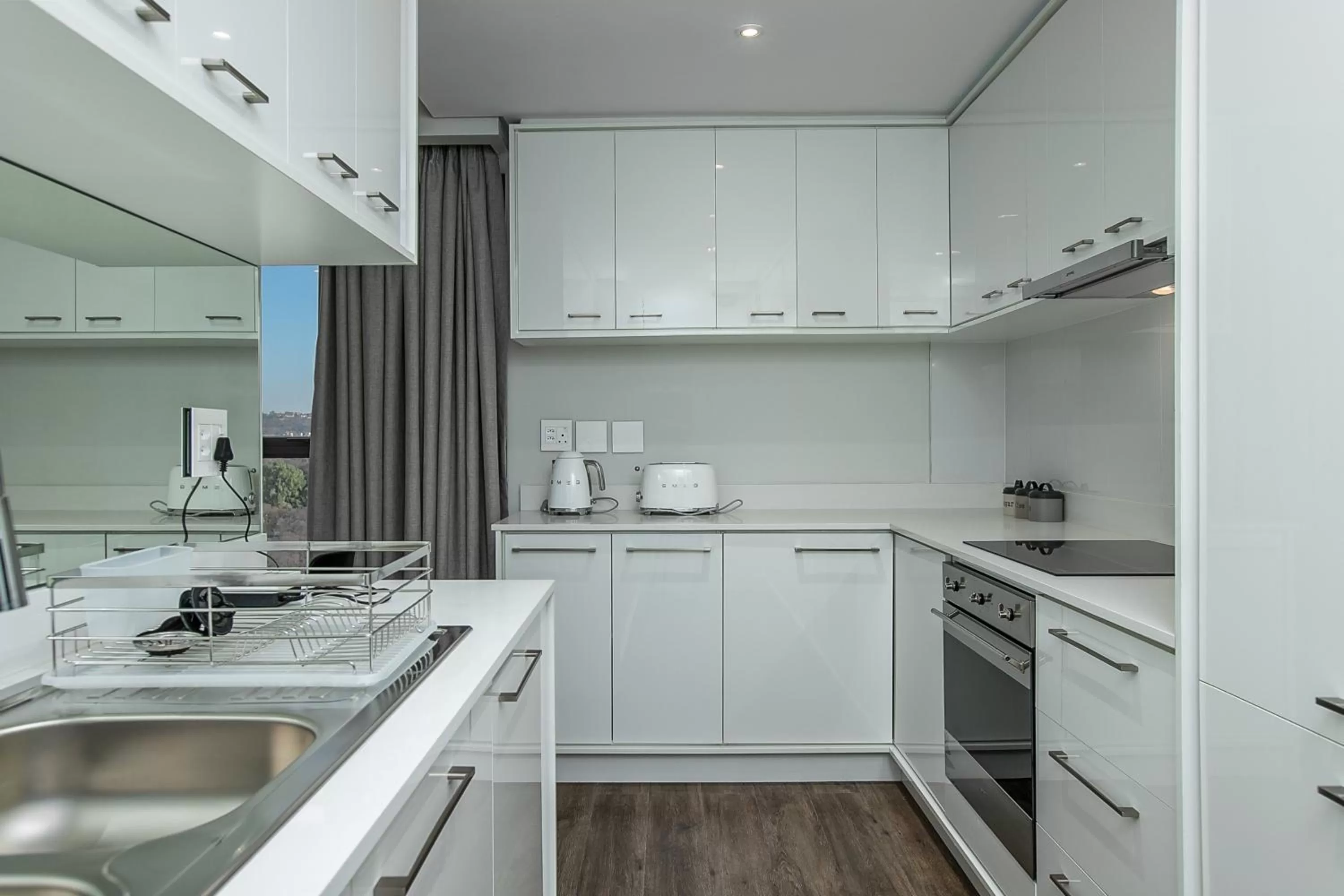 Kitchen or kitchenette in The Park Central Residence - WITH GENERATOR