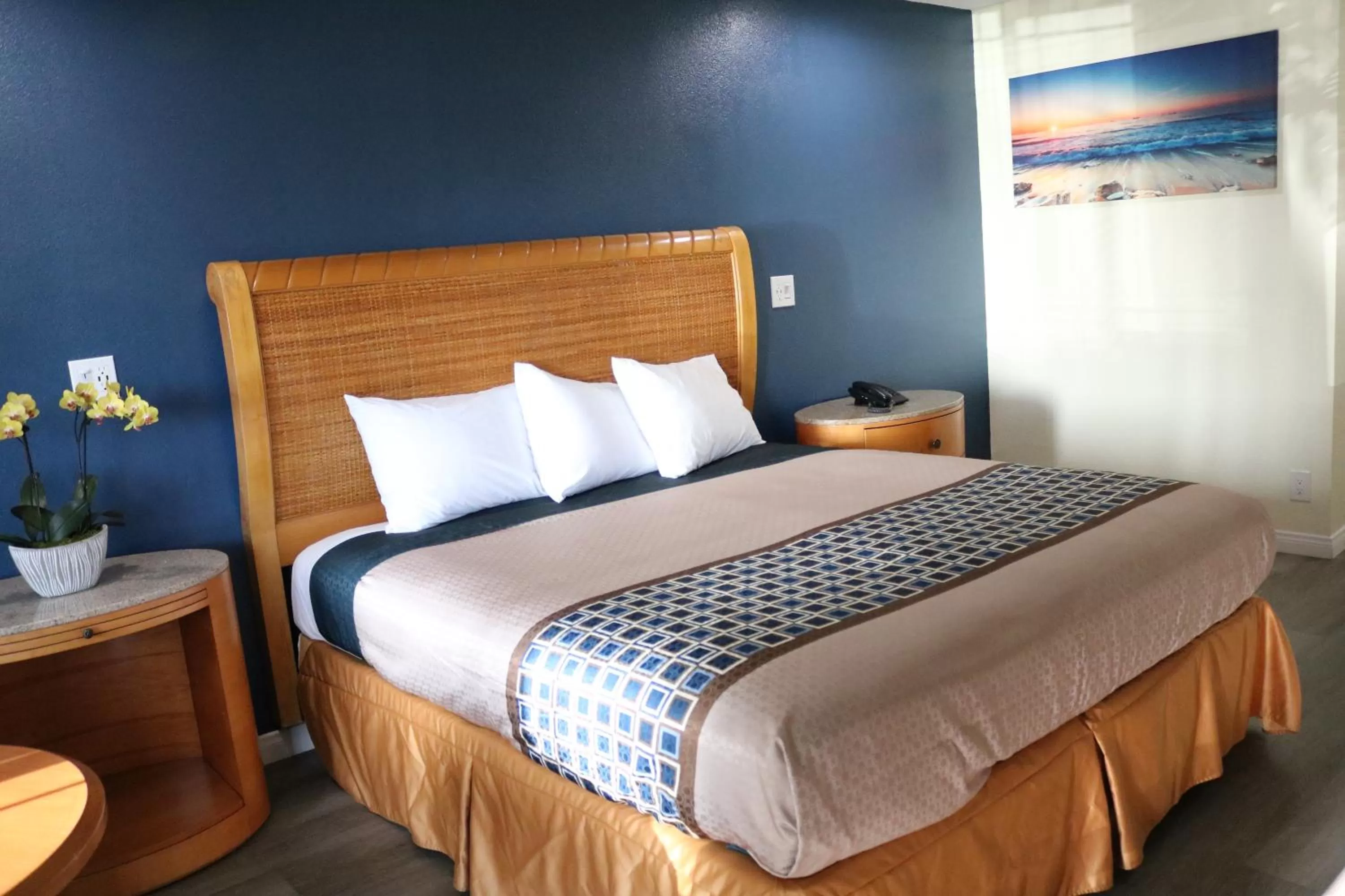 Bedroom, Bed in Valli Hi Motel