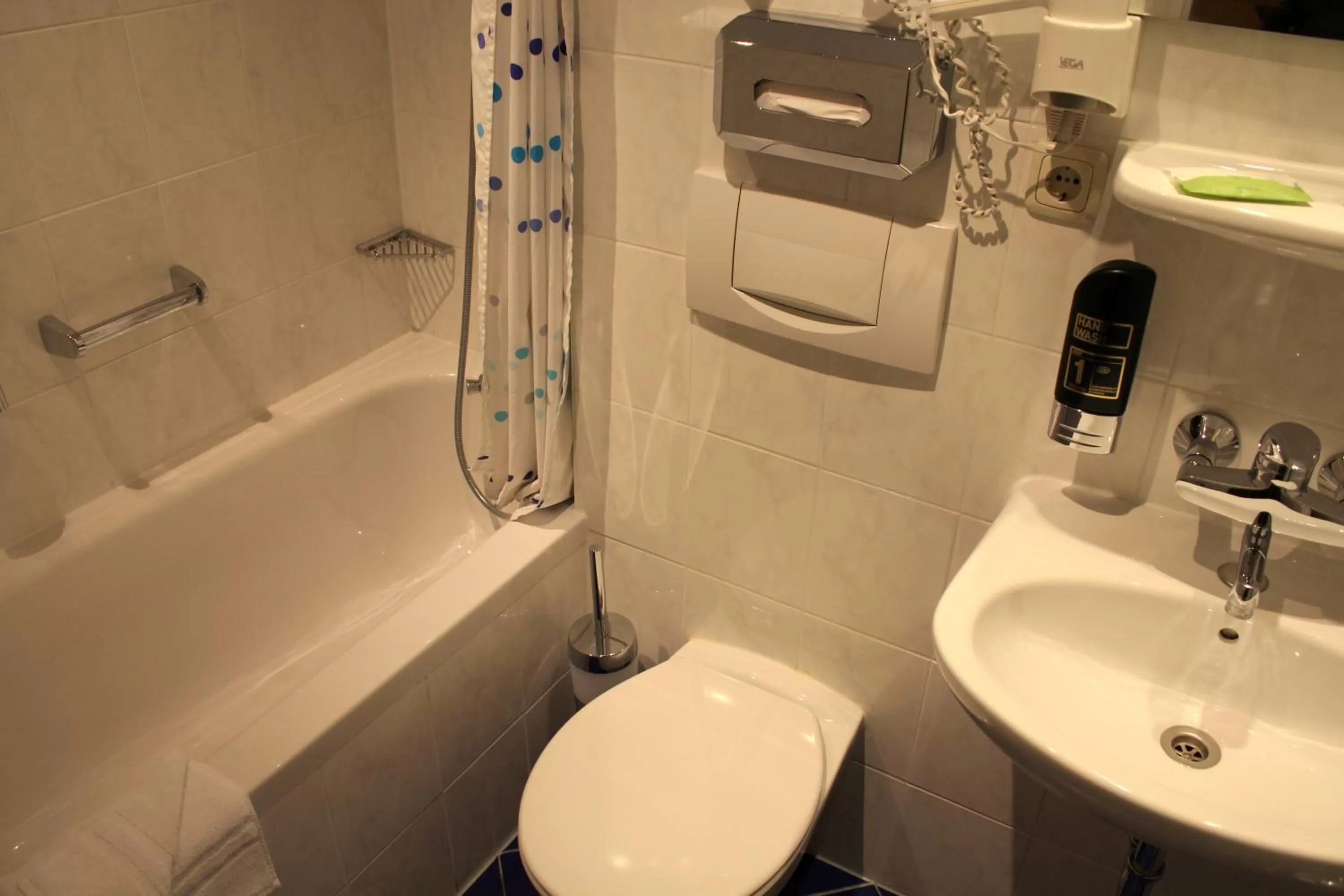 Bathroom in NP Hotel Wallis