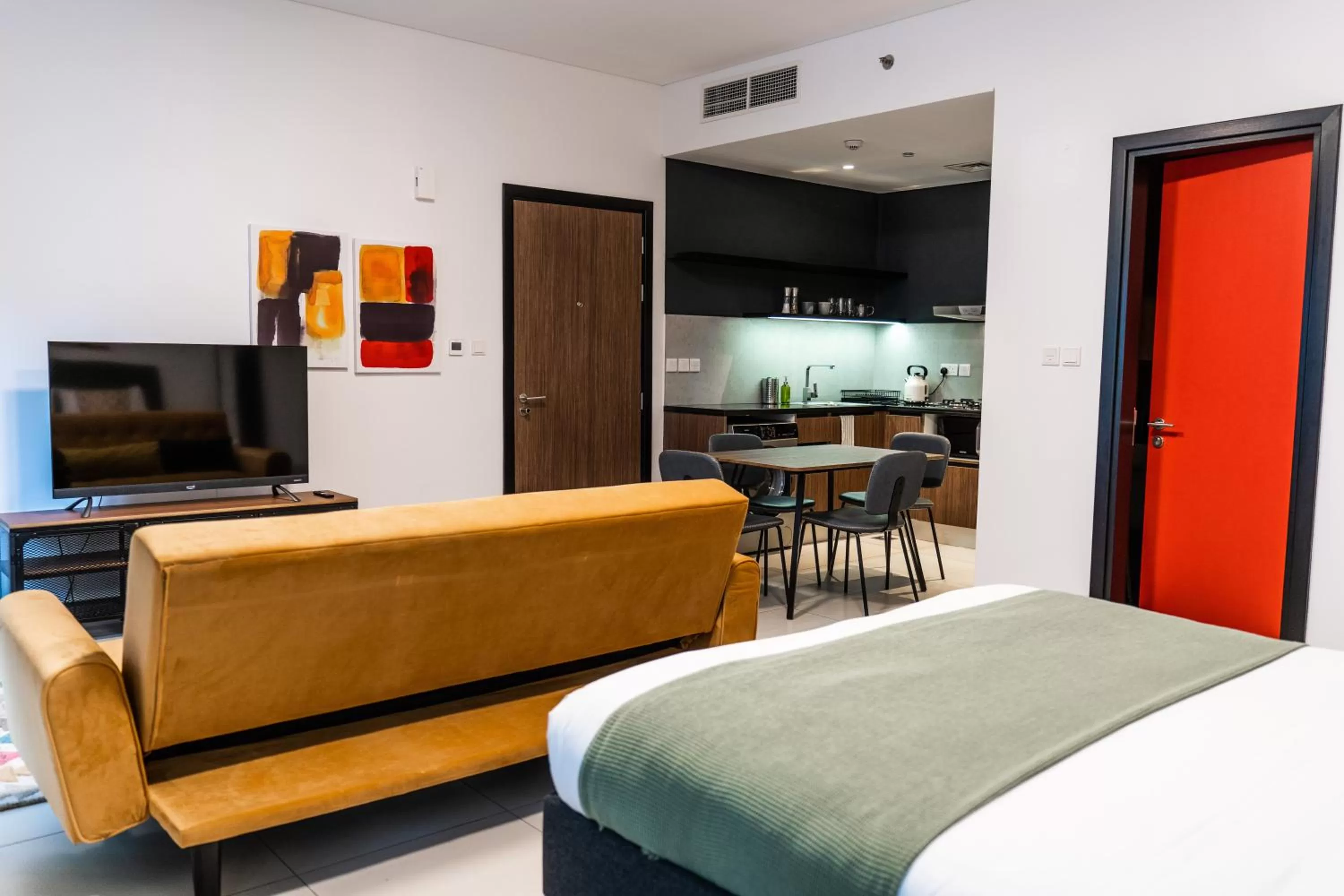 Photo of the whole room, Bed in YouCo coliving Dubai