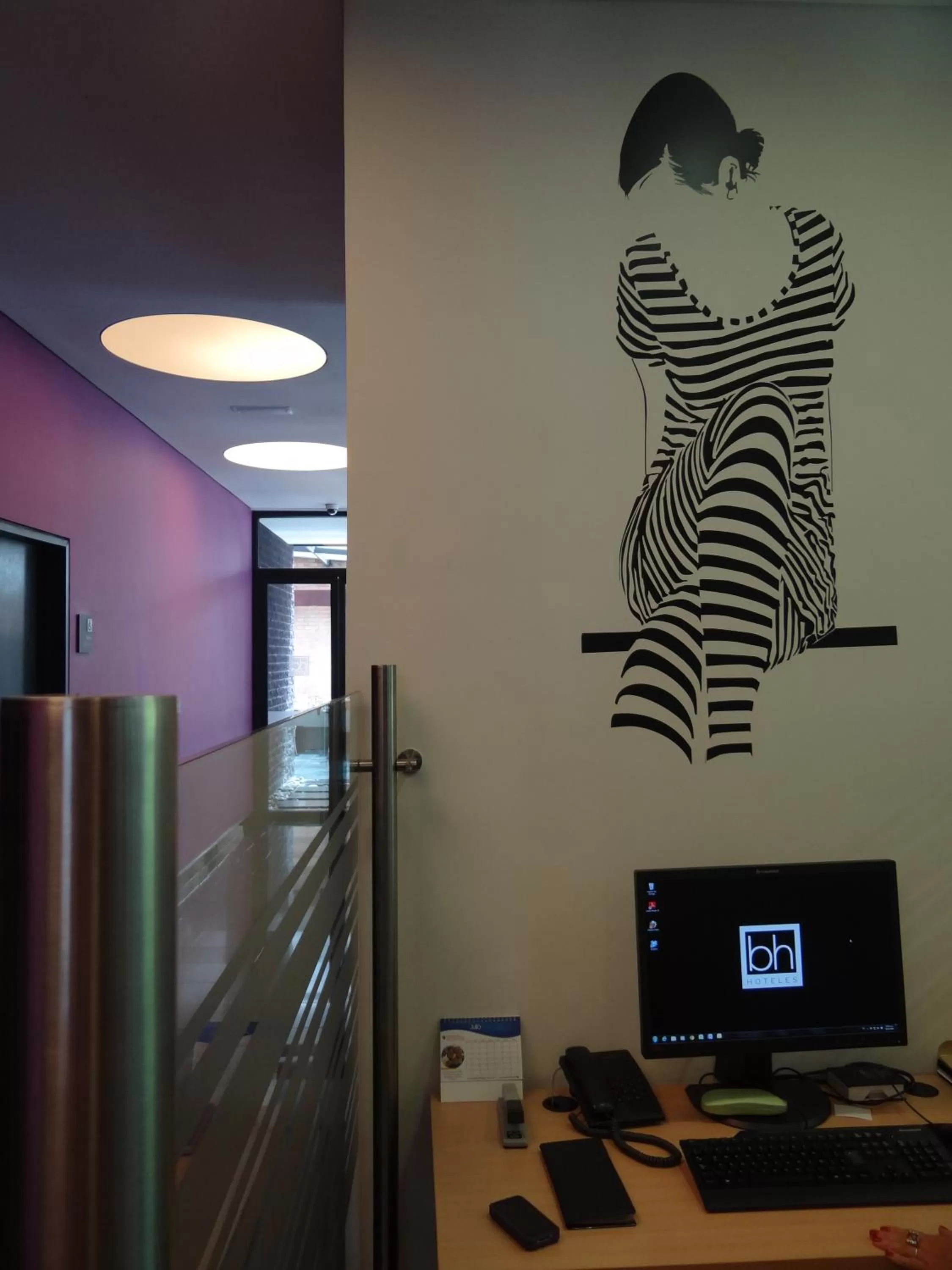 Business facilities in Hotel bh Parque 93