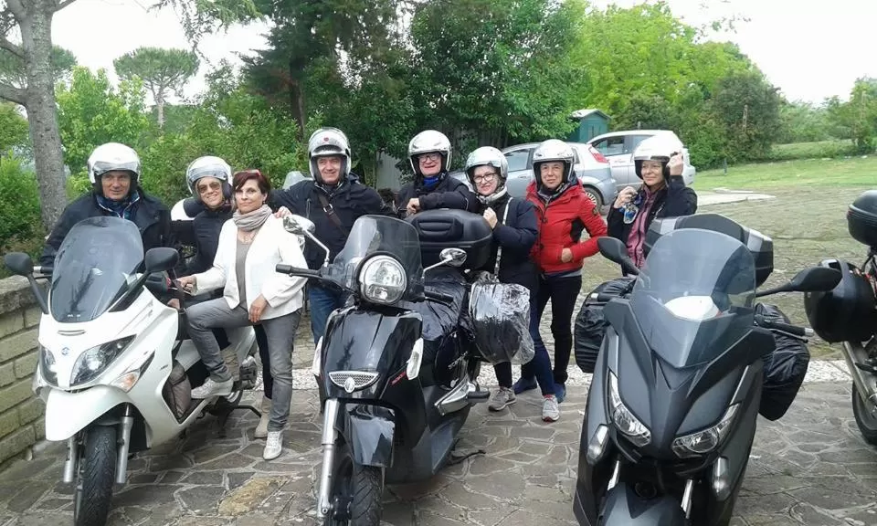 Staff in Bed and Breakfast Romantica Evasione