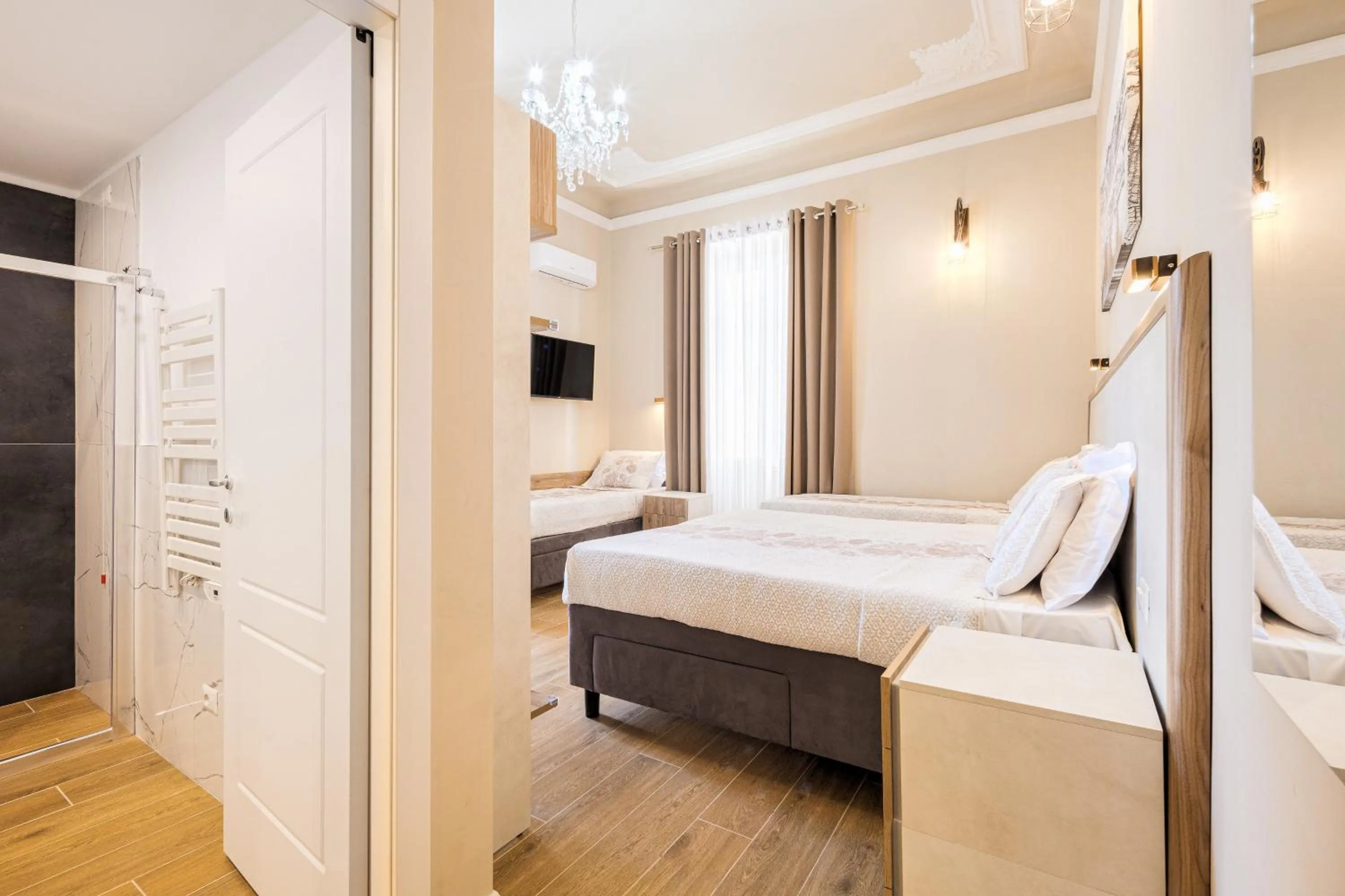 Bedroom, Bed in Hotel Bijou Roof Terrace