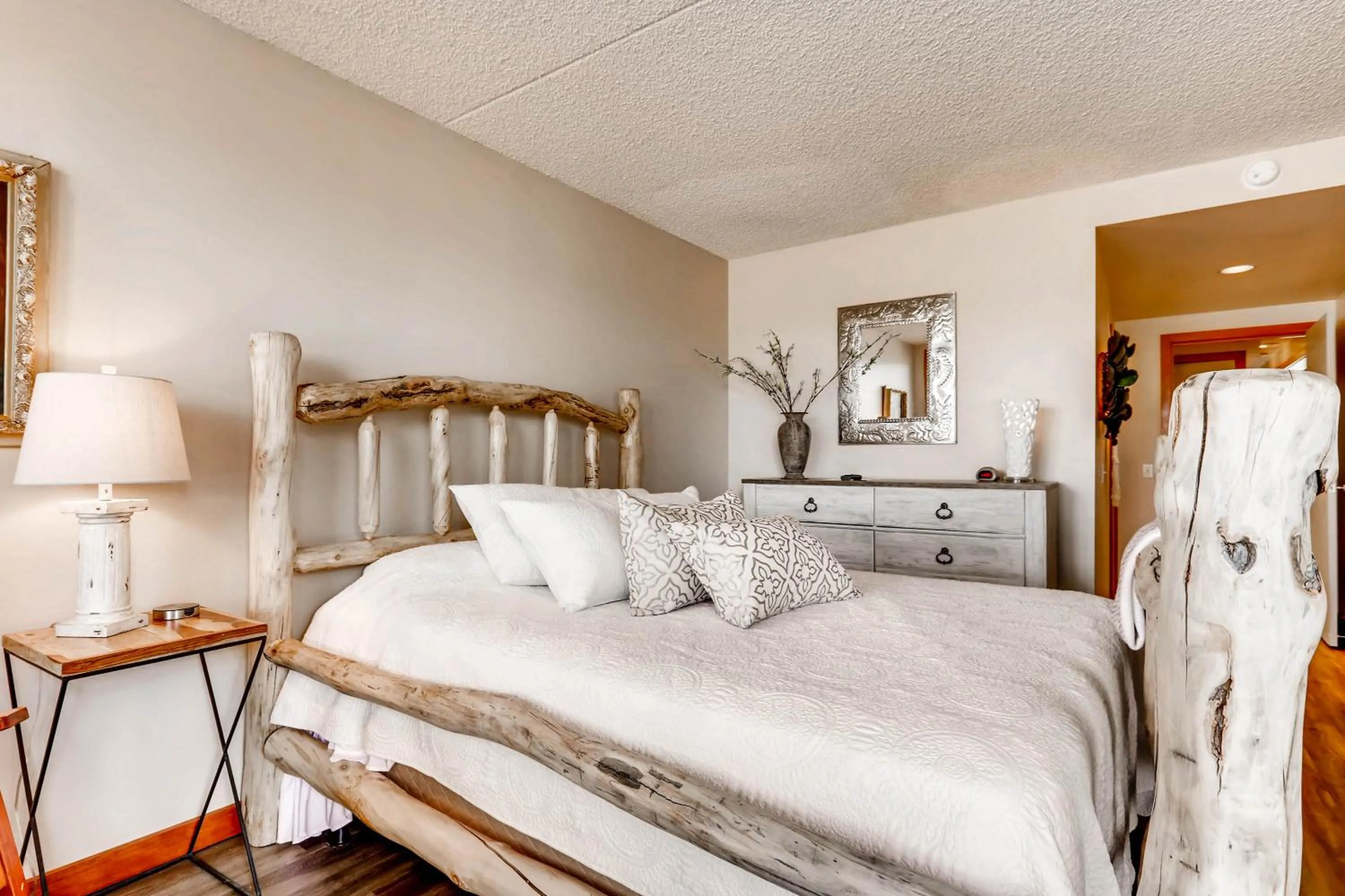 Photo of the whole room, Bed in Evergreen Condominiums by Vail Resorts