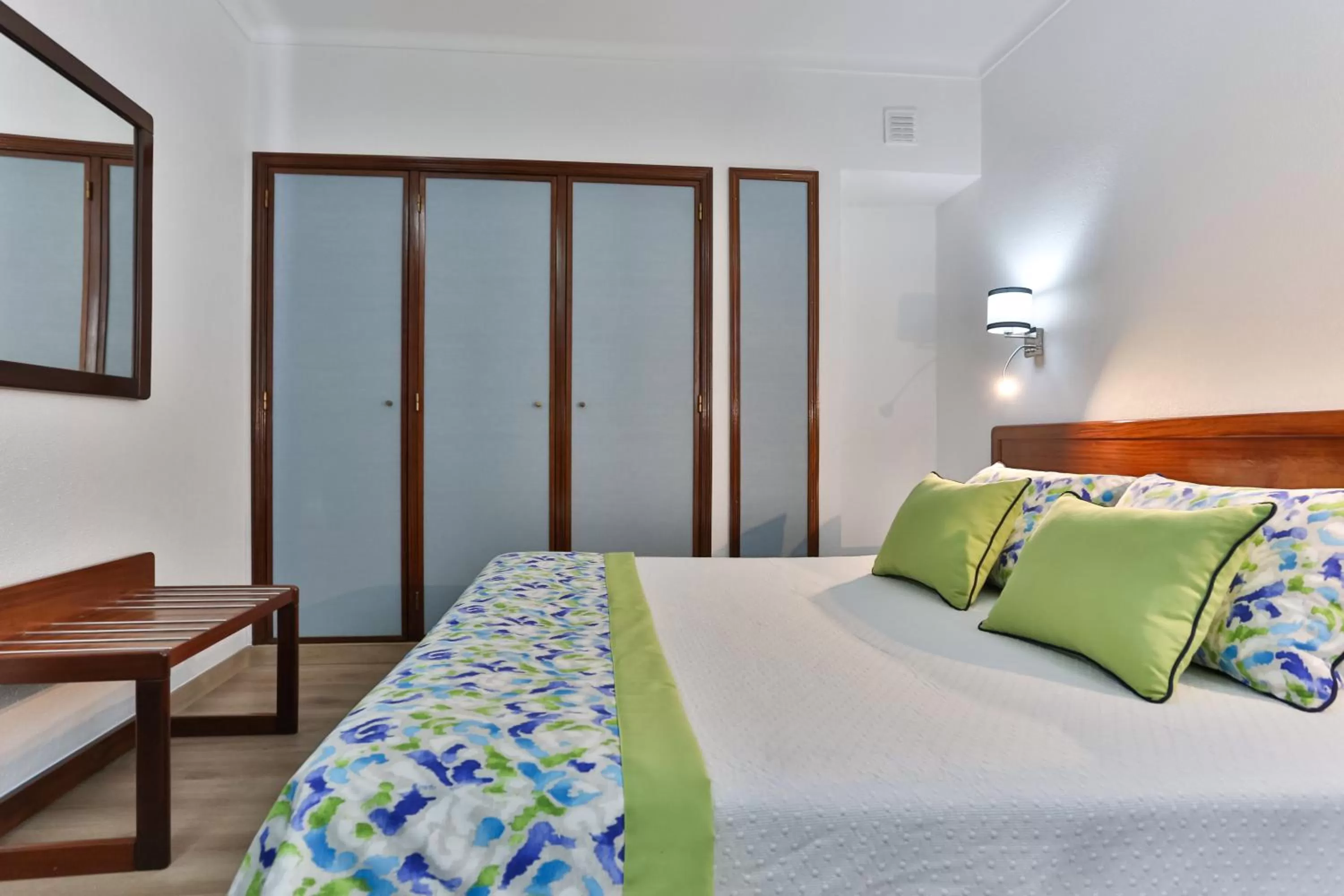 Bed in Hotel Arangues