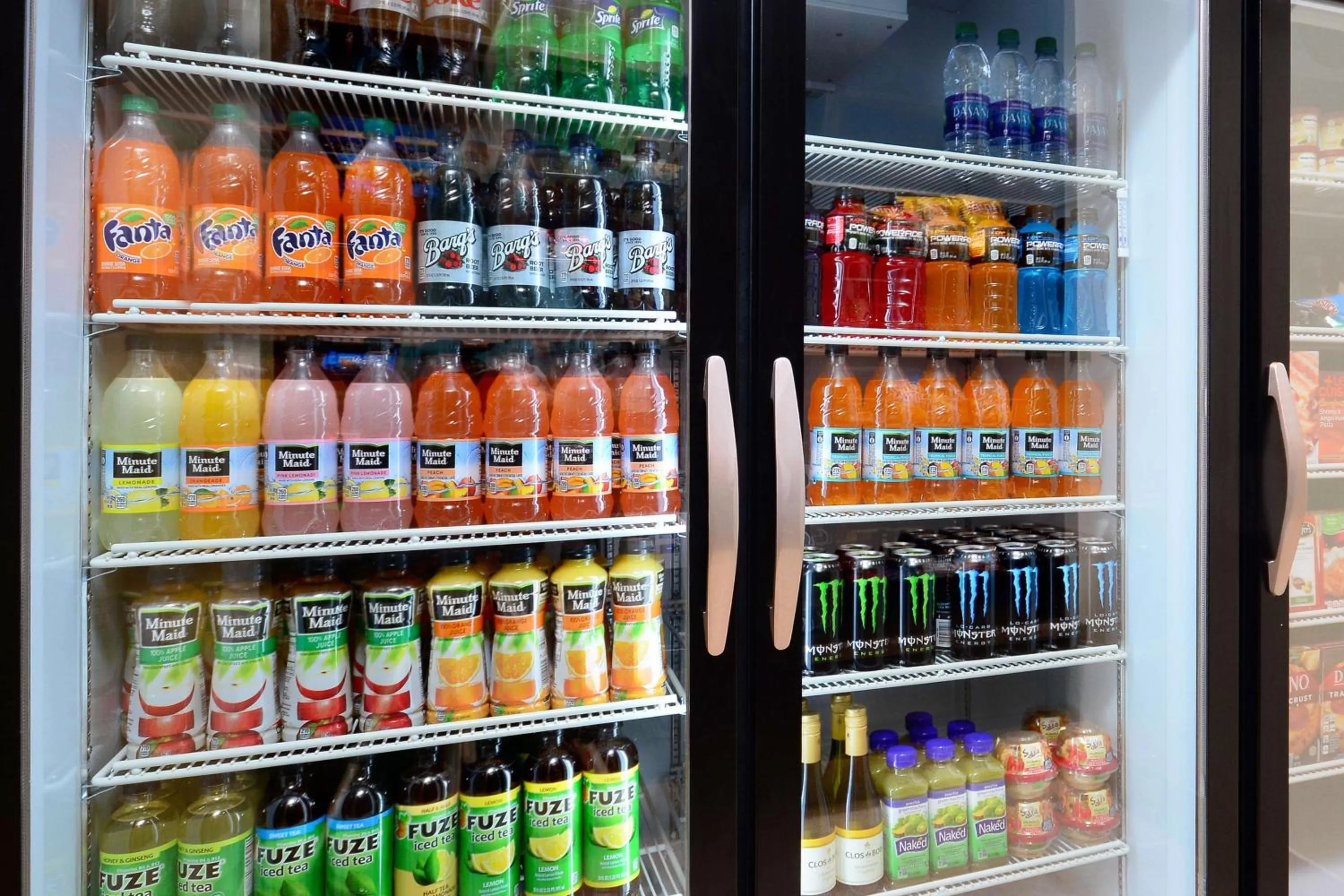 Restaurant/places to eat in Hilton Garden Inn Greensboro Airport