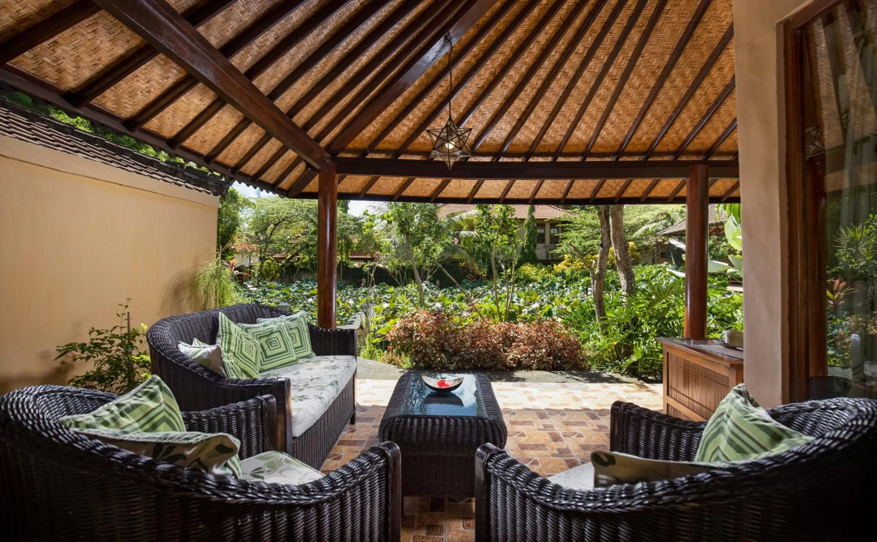 Balcony/Terrace in Green Field Hotel and Restaurant
