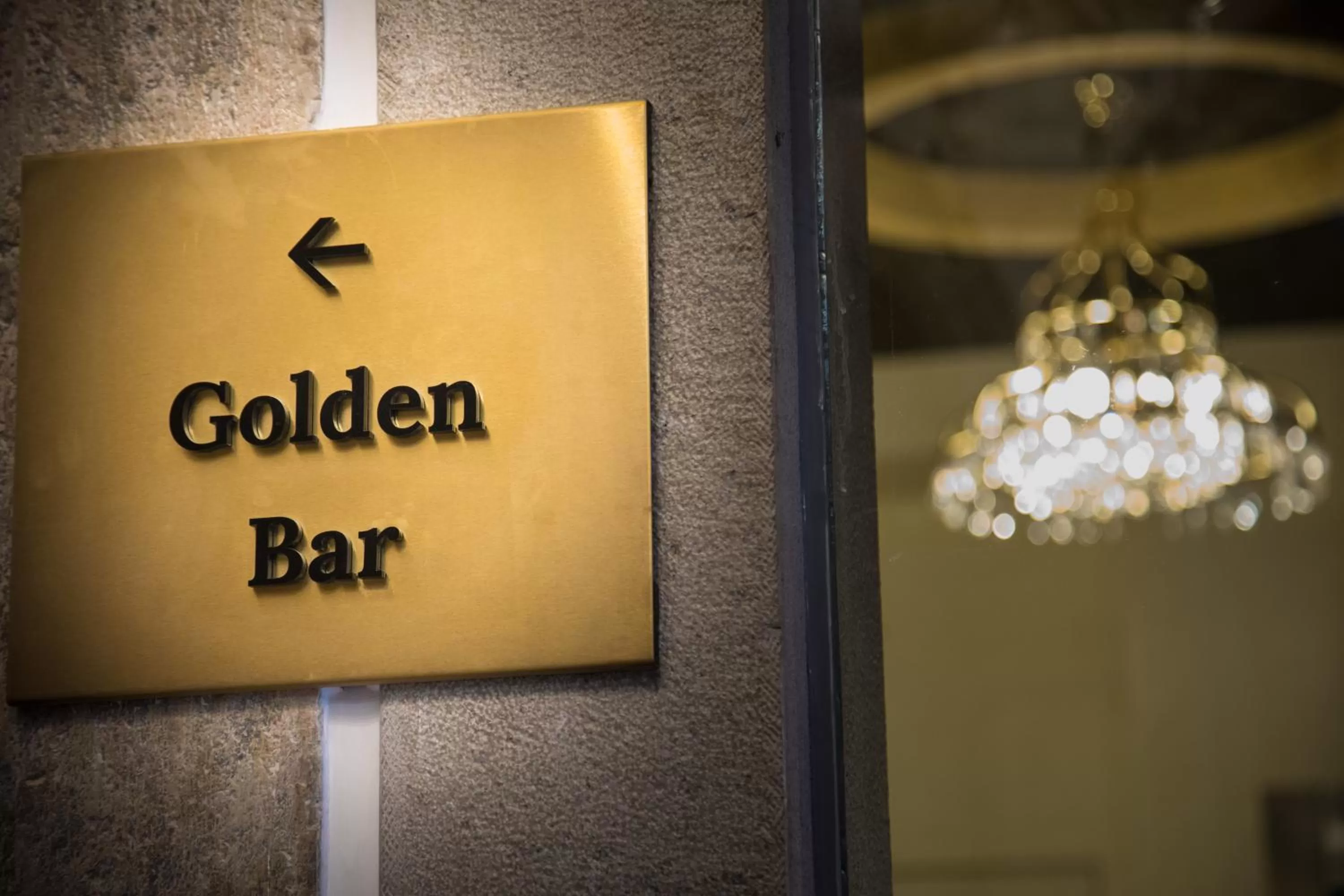 Decorative detail in Casual Belle Epoque Lisboa