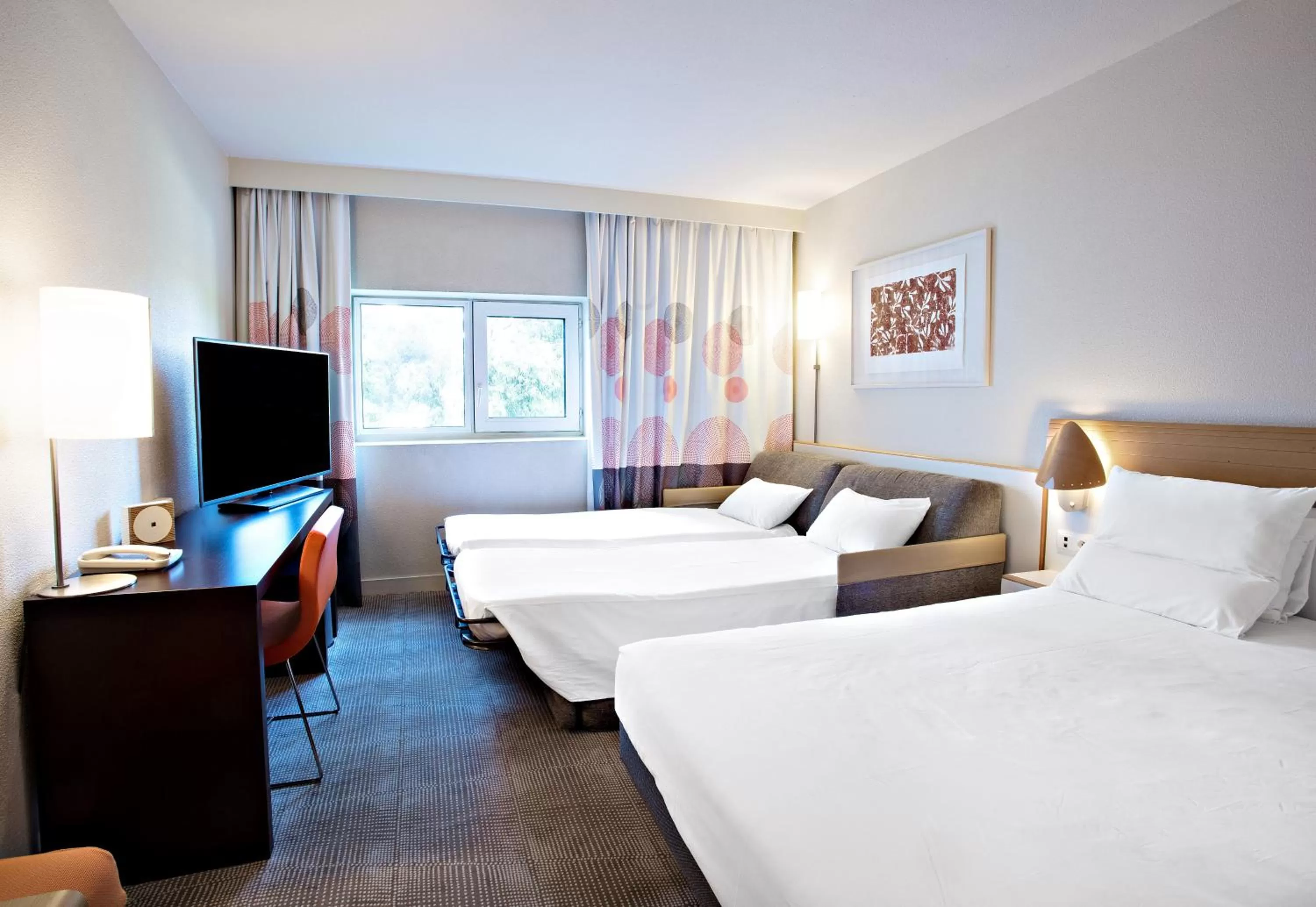 Bedroom, Bed in Novotel Paris Orly Rungis Aéroport