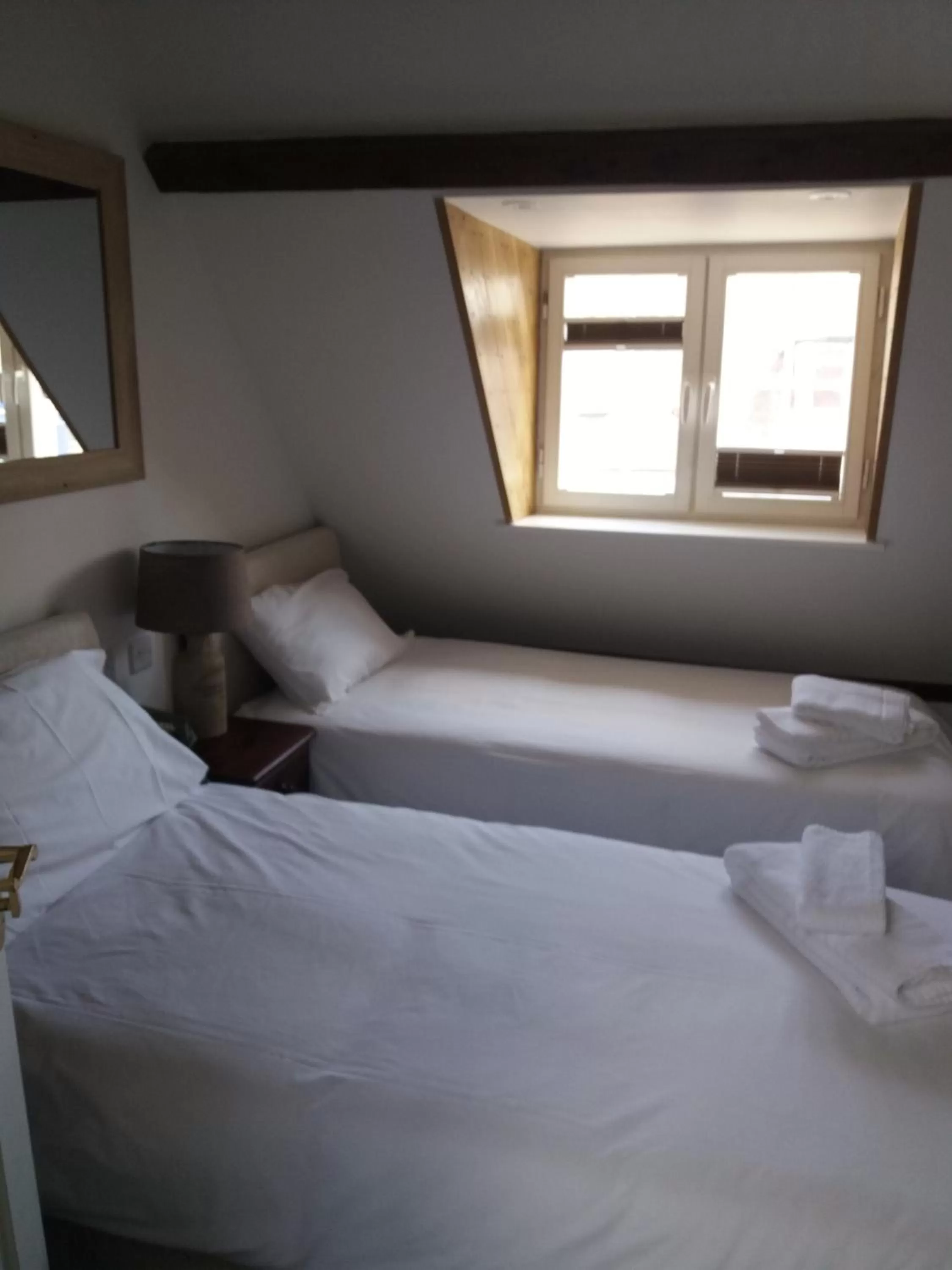 Bedroom, Bed in The Maidens Chambers