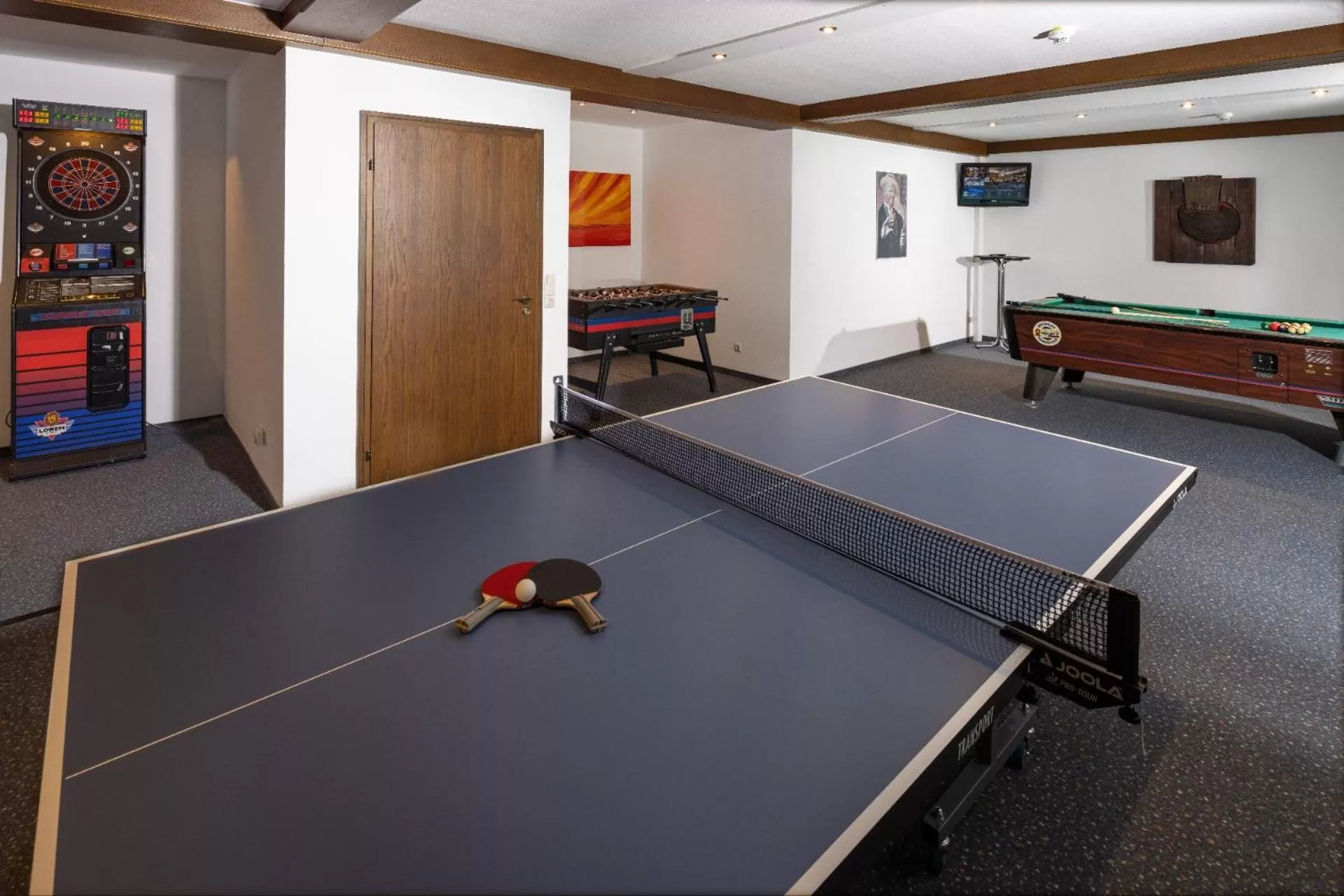 Table tennis in Alm- & Wellnesshotel Alpenhof