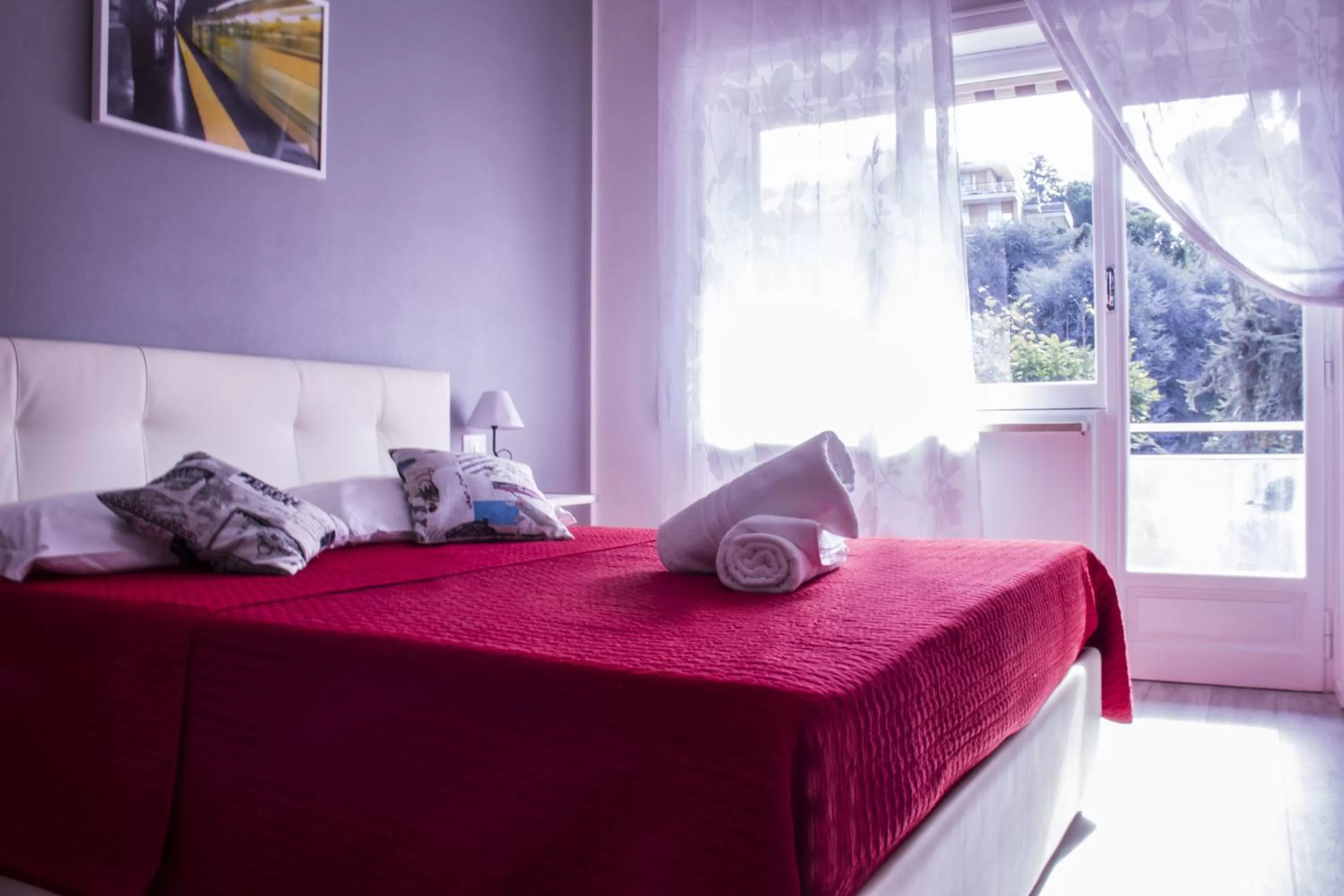 Bedroom, Bed in Domus Raffaello