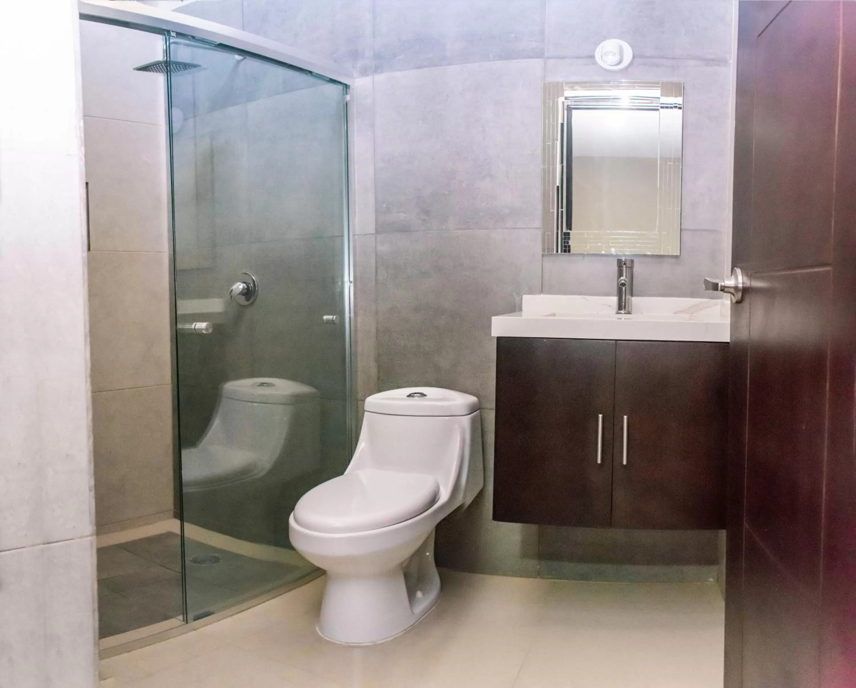 Shower in Hotel EL MILAGRO