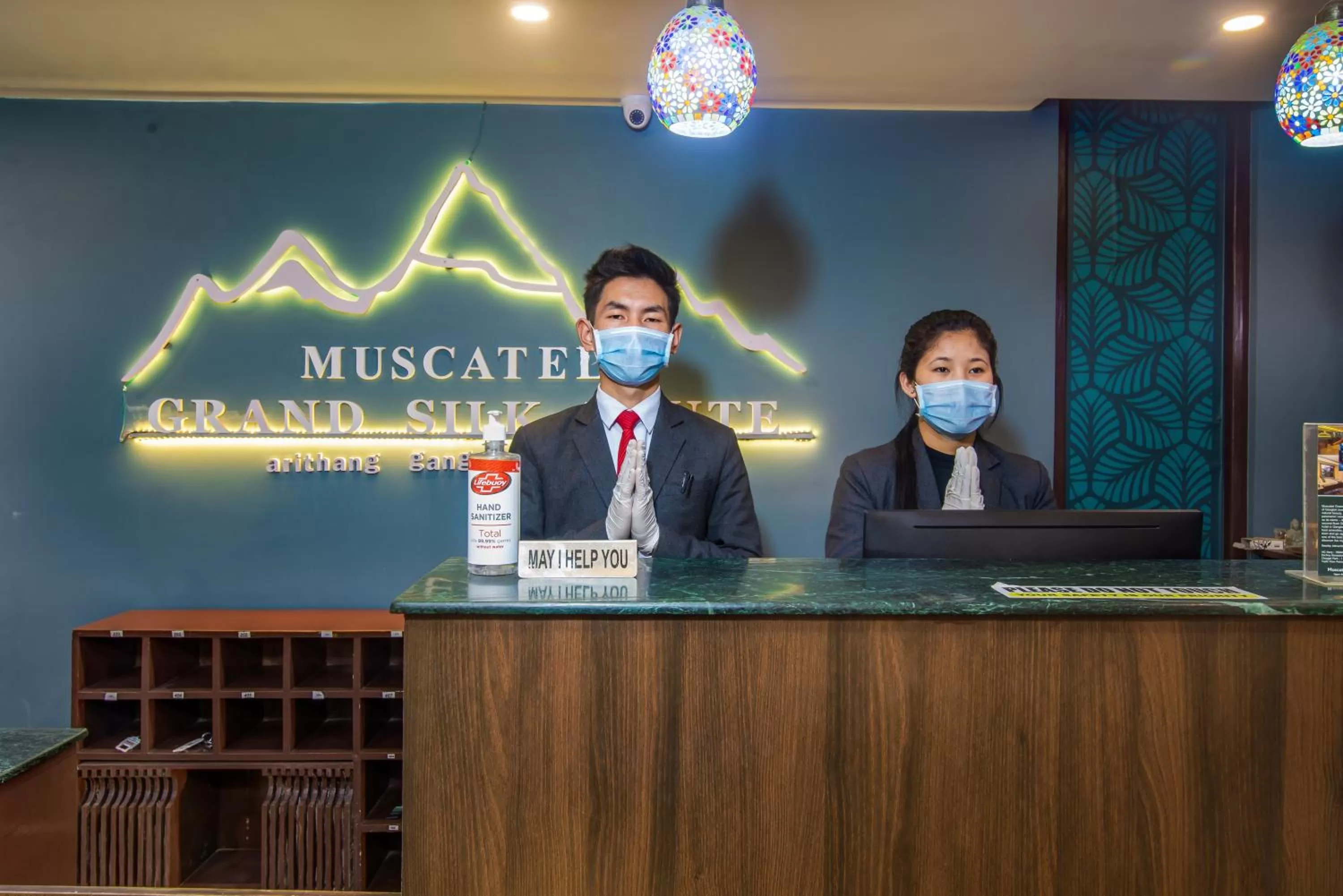 Lobby or reception in Muscatel Grand Silkroute - 300 Mts from MG Marg