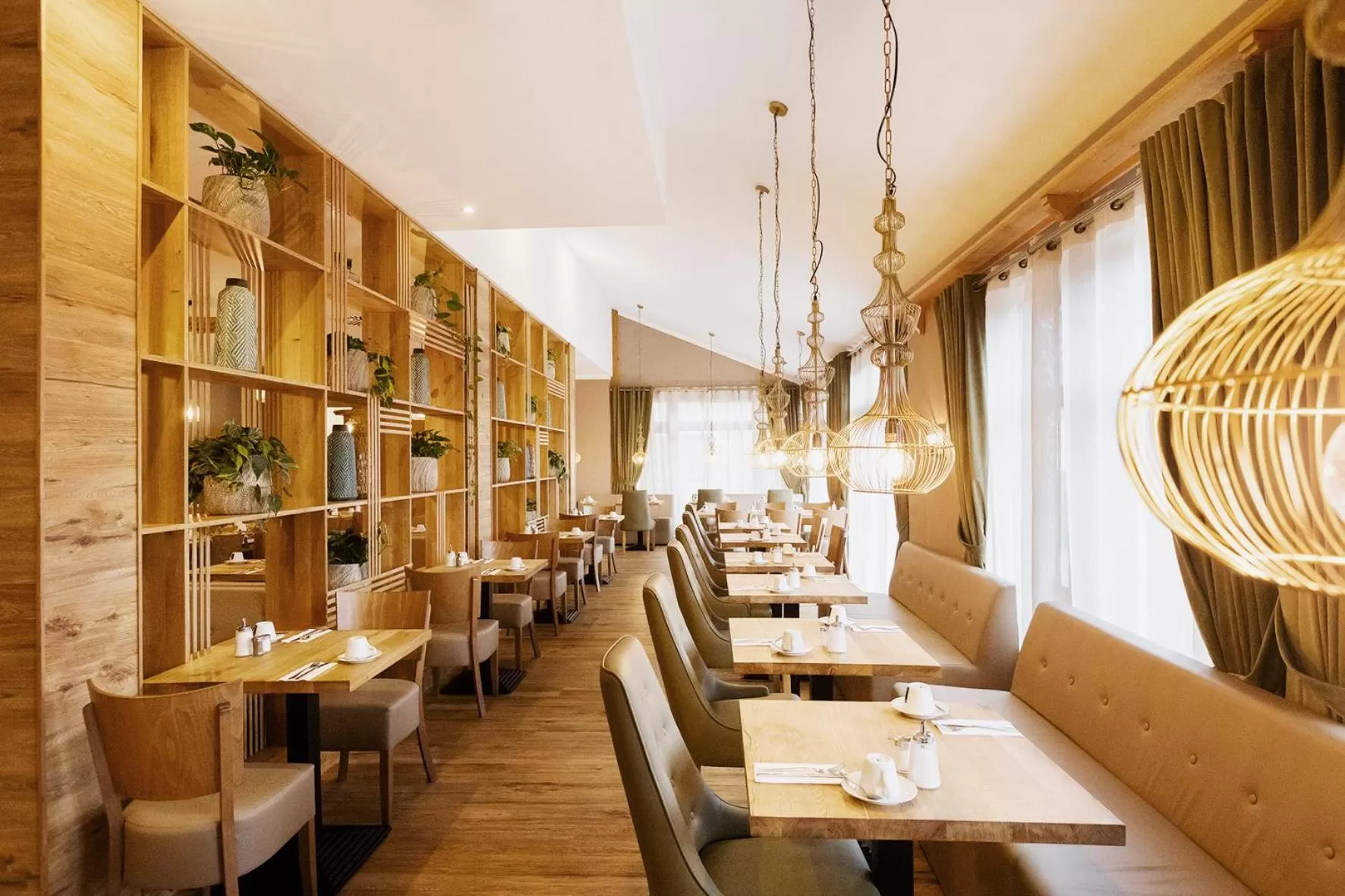 Restaurant/places to eat in Hotel Ahornhof
