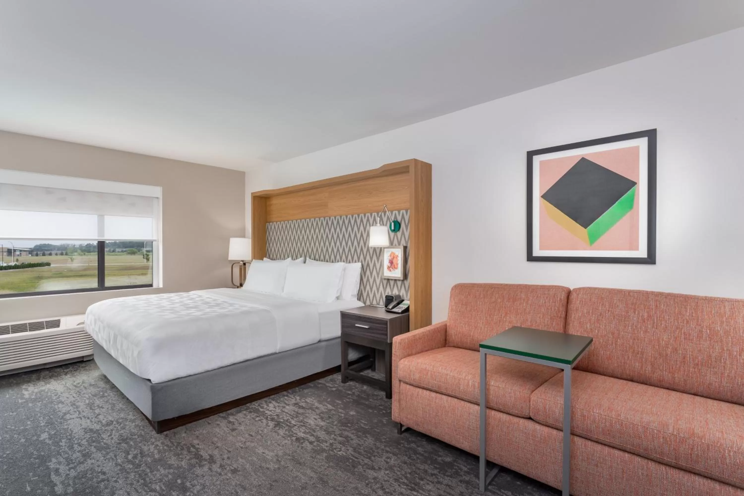 Photo of the whole room, Bed in Holiday Inn - Columbus by IHG