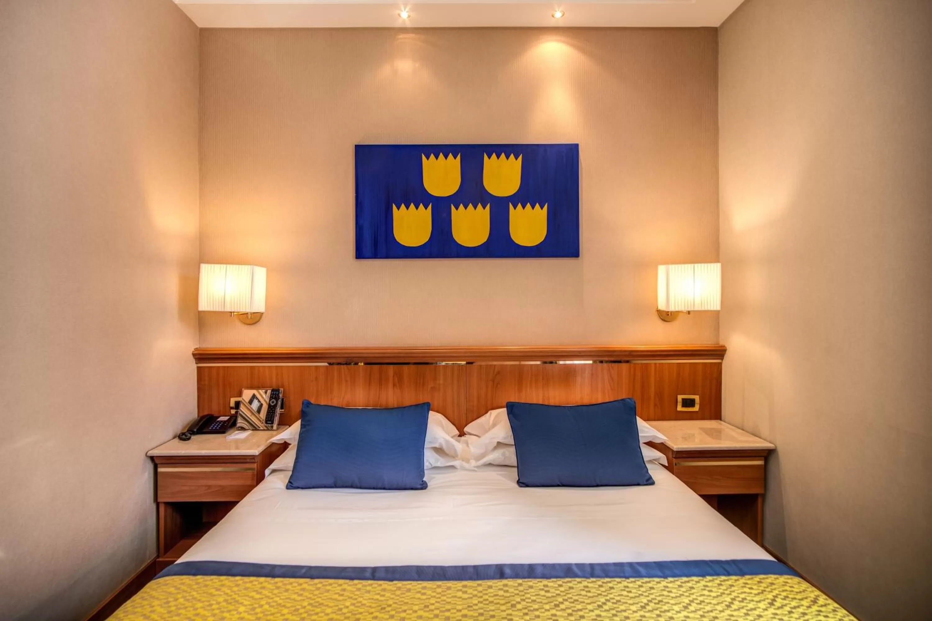 Bed in Hotel Diocleziano