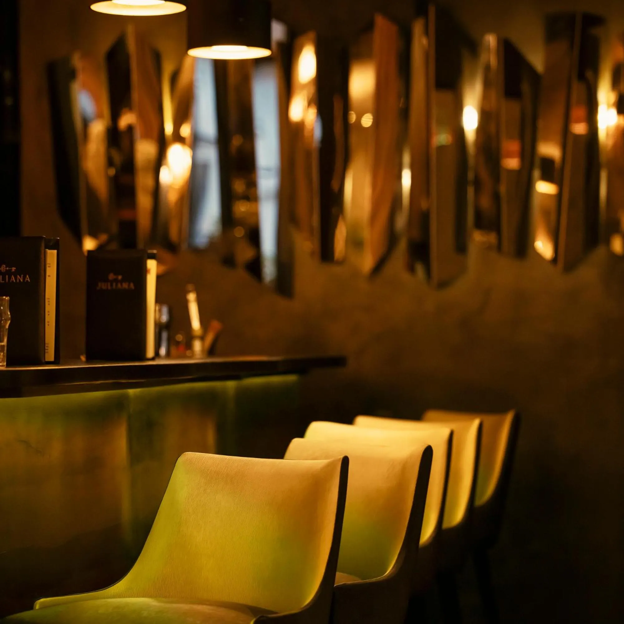 Lounge or bar in The One Alma Paris